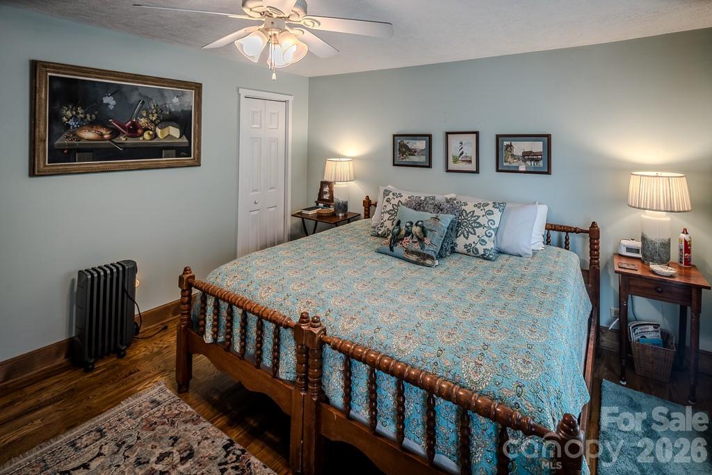 5950 N US 19e Highway — Newland