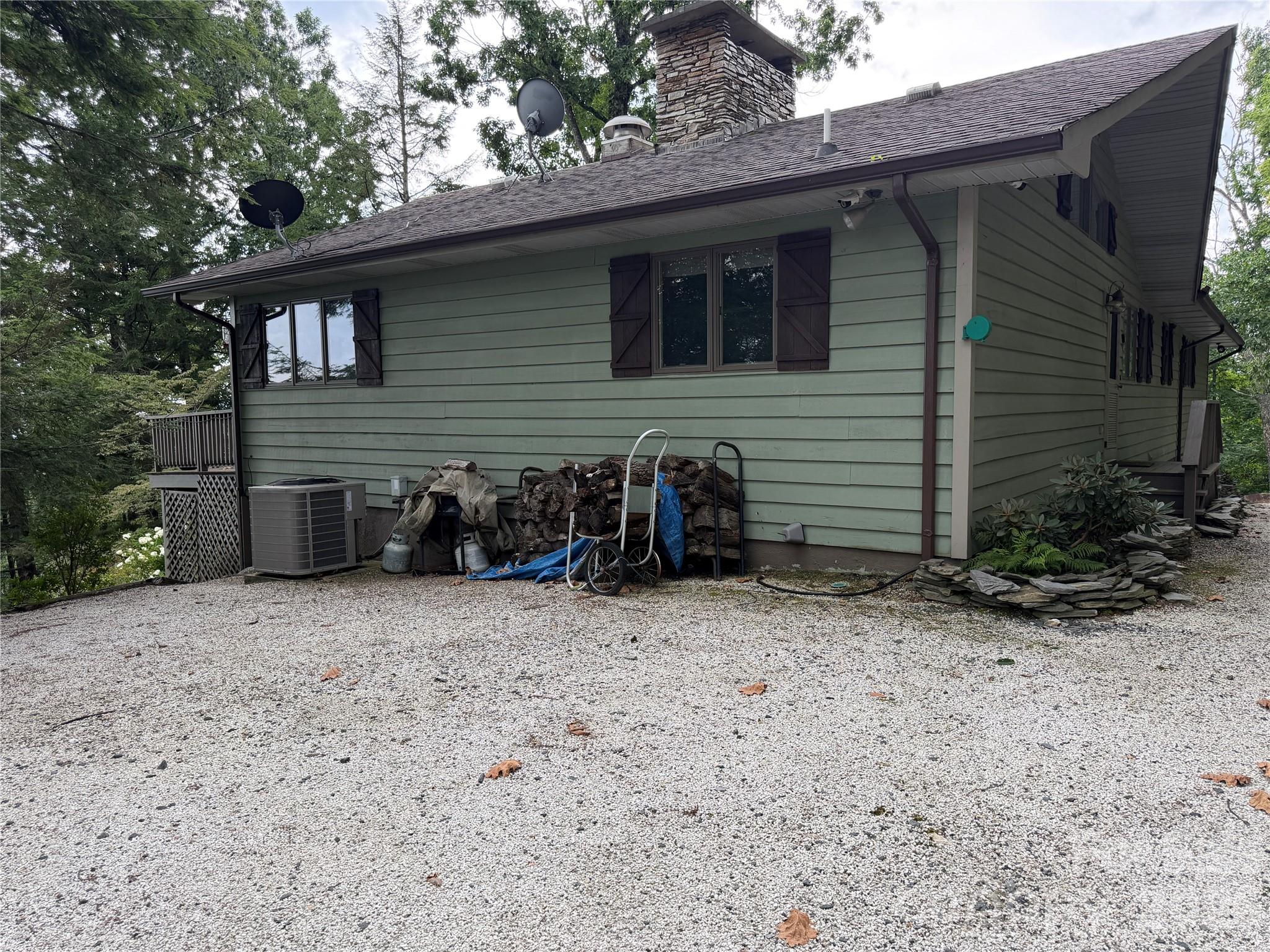 7795 Hwy 226a Highway — Little Switzerland