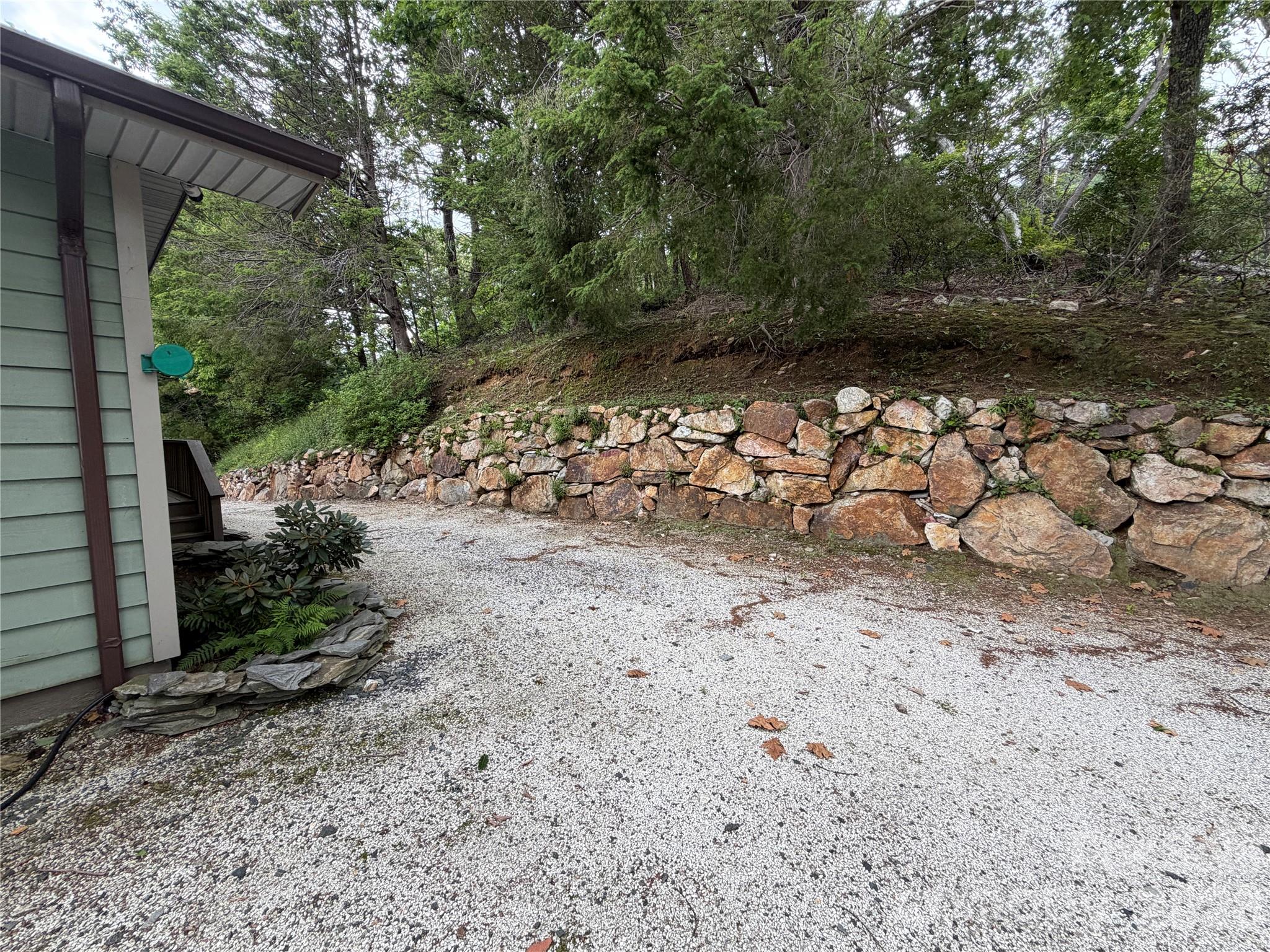 7795 Hwy 226a Highway — Little Switzerland