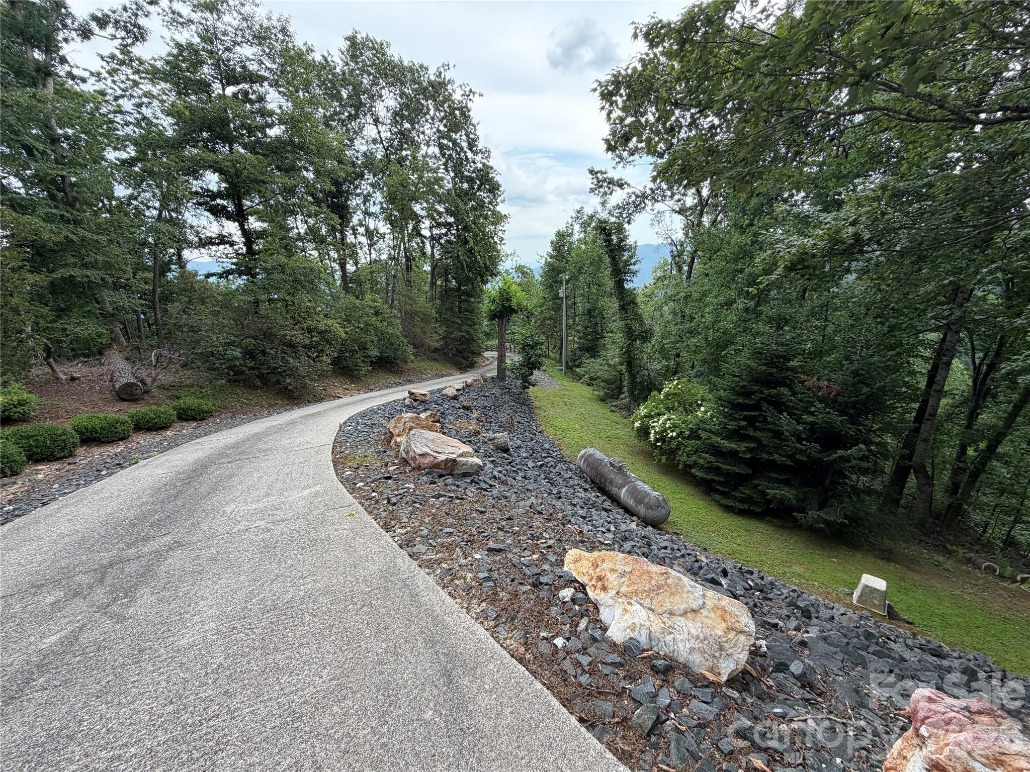 7795 Hwy 226a Highway — Little Switzerland