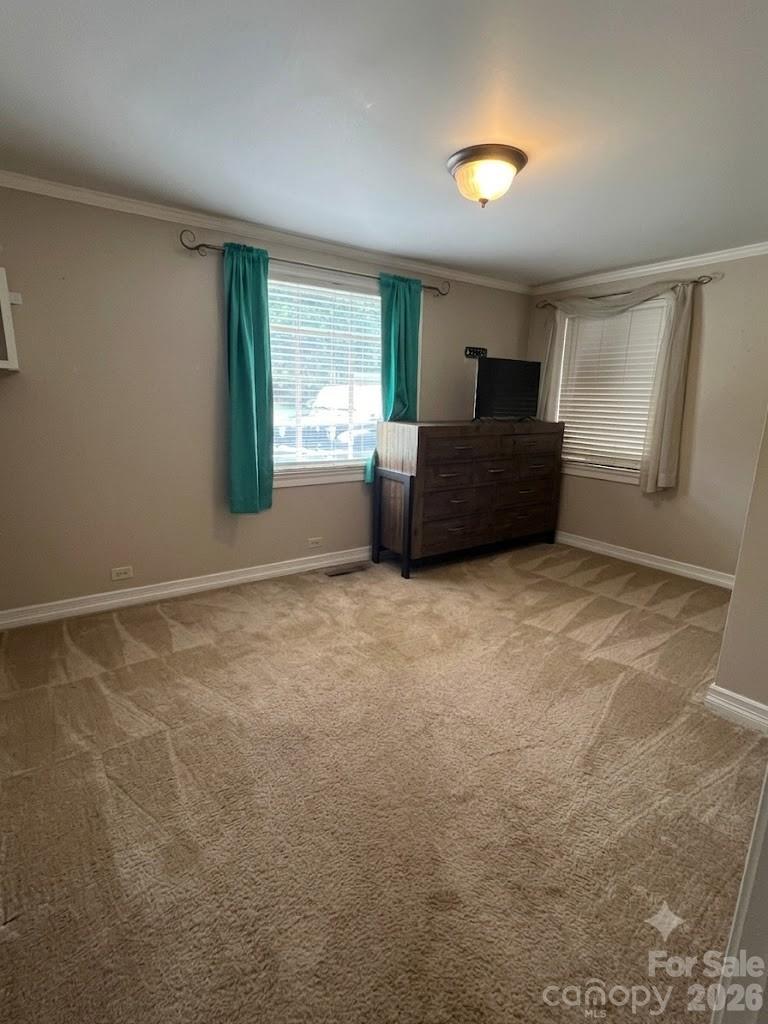 436 E Club Drive — Gastonia