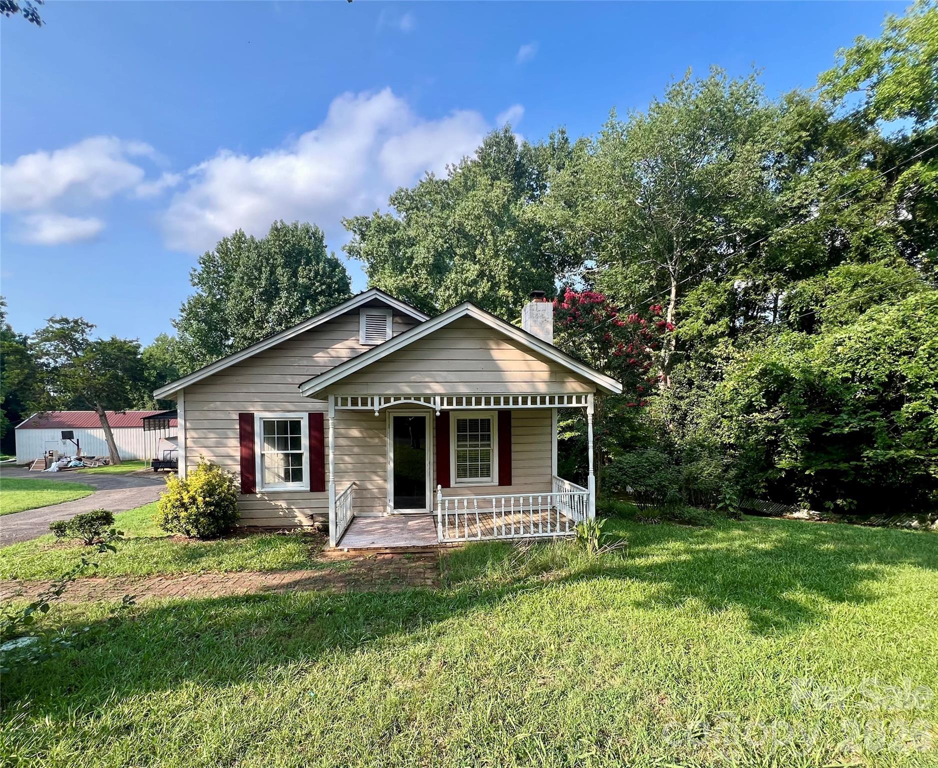 436 E Club Drive — Gastonia