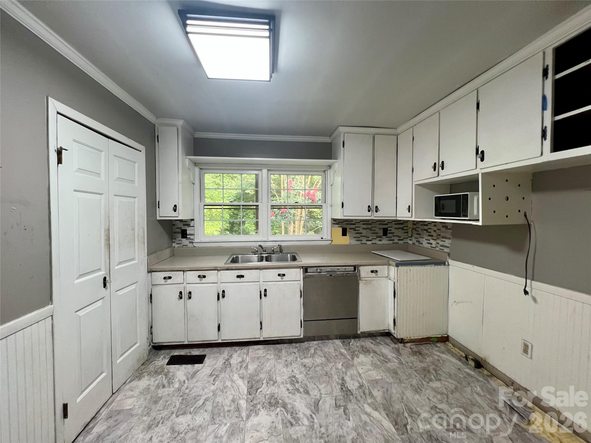 436 E Club Drive — Gastonia