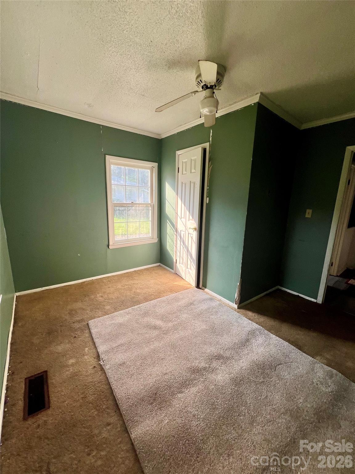 436 E Club Drive — Gastonia