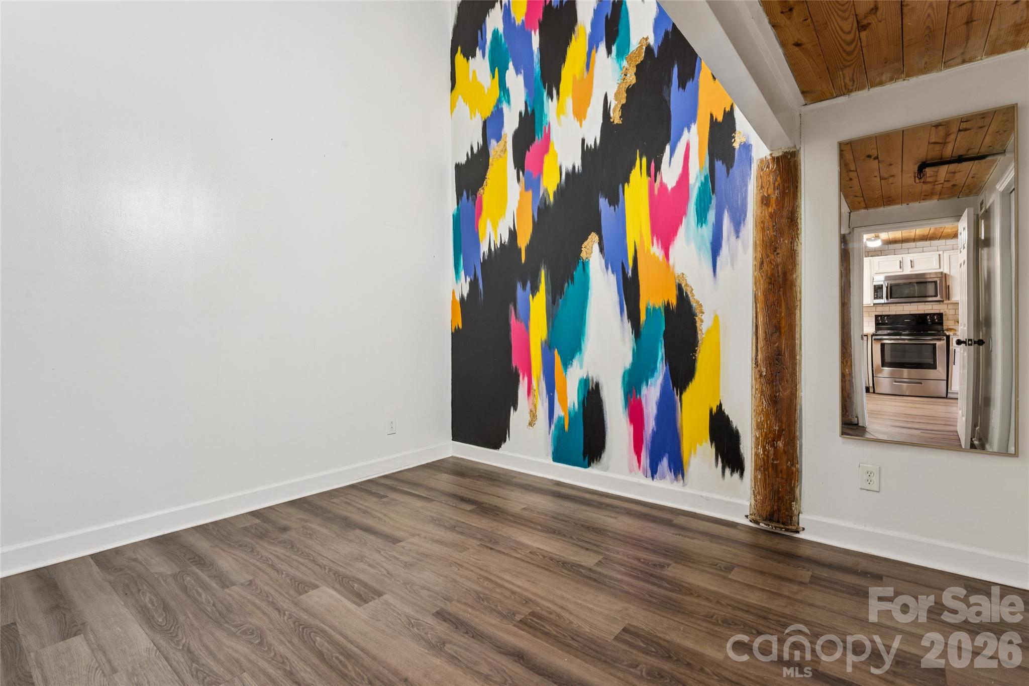 201 S Hoskins Road #111 — Charlotte