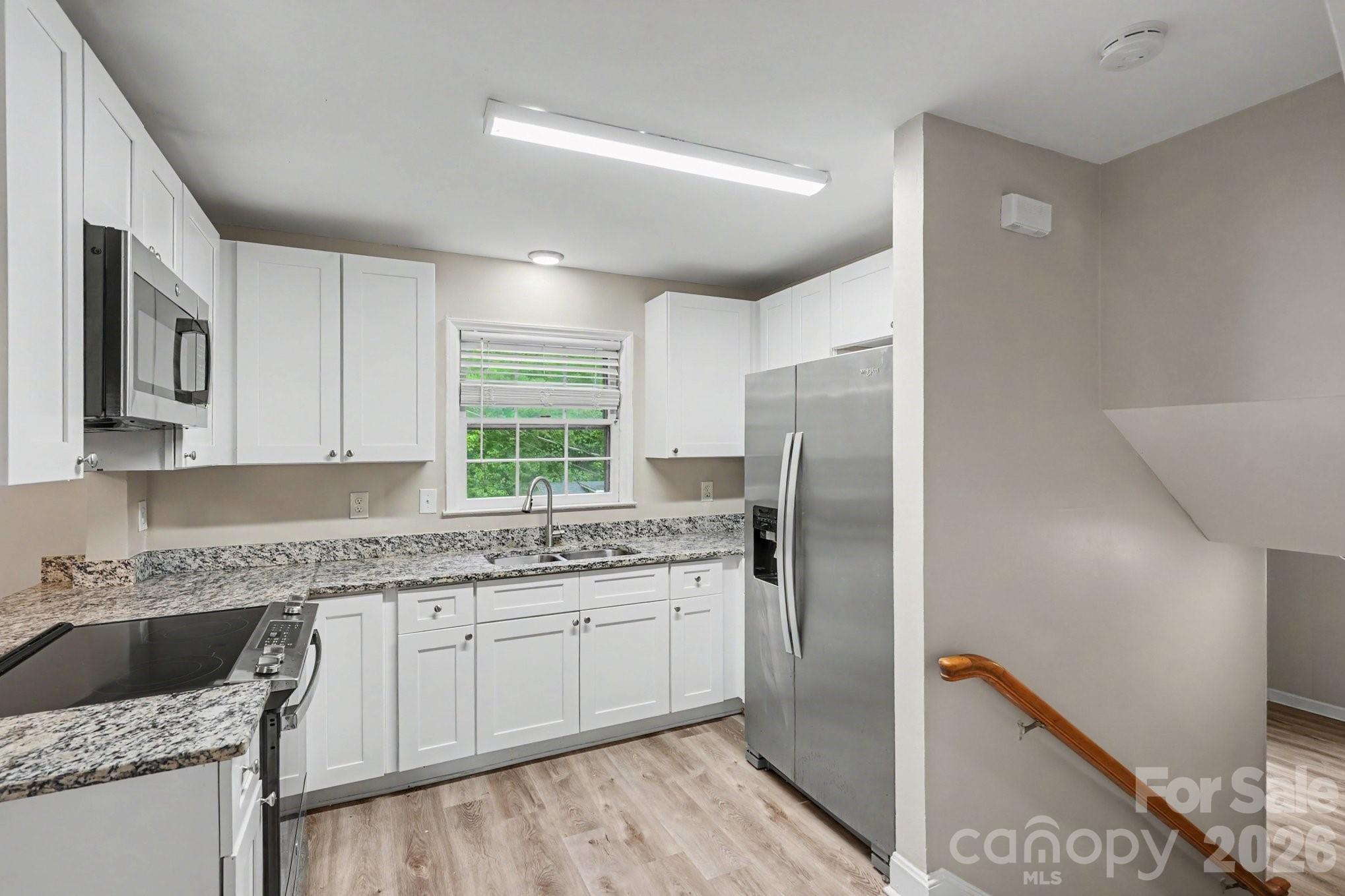 6601 Lynfield Drive — Charlotte