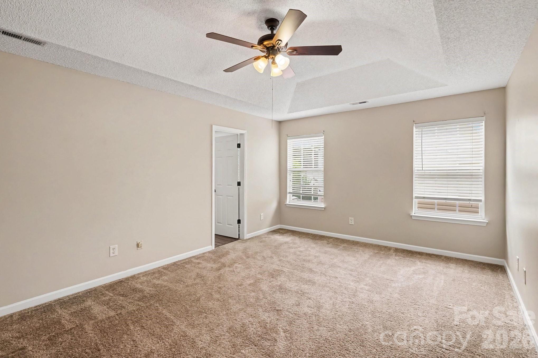 12616 Coral Sunrise Drive — Huntersville