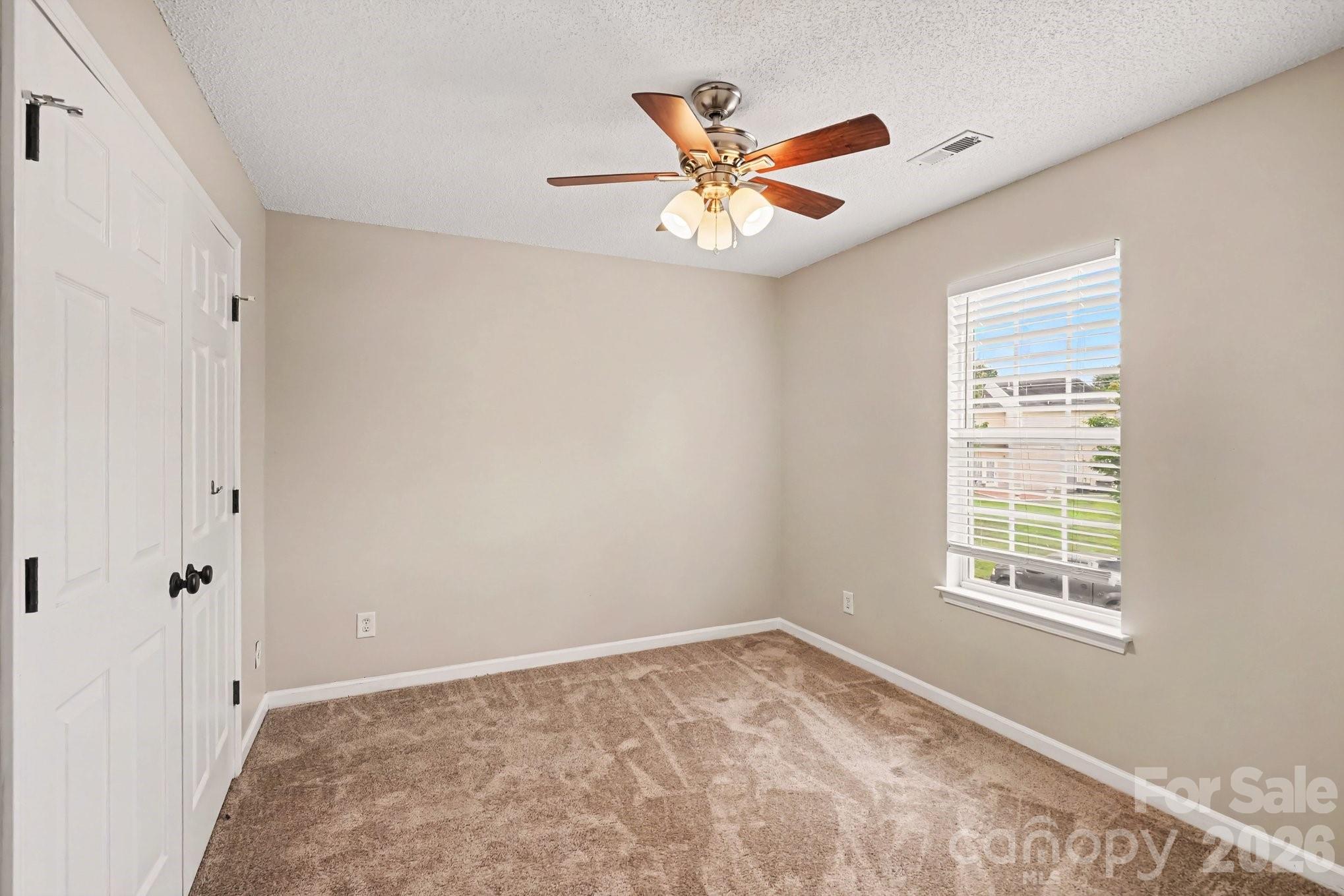 12616 Coral Sunrise Drive — Huntersville