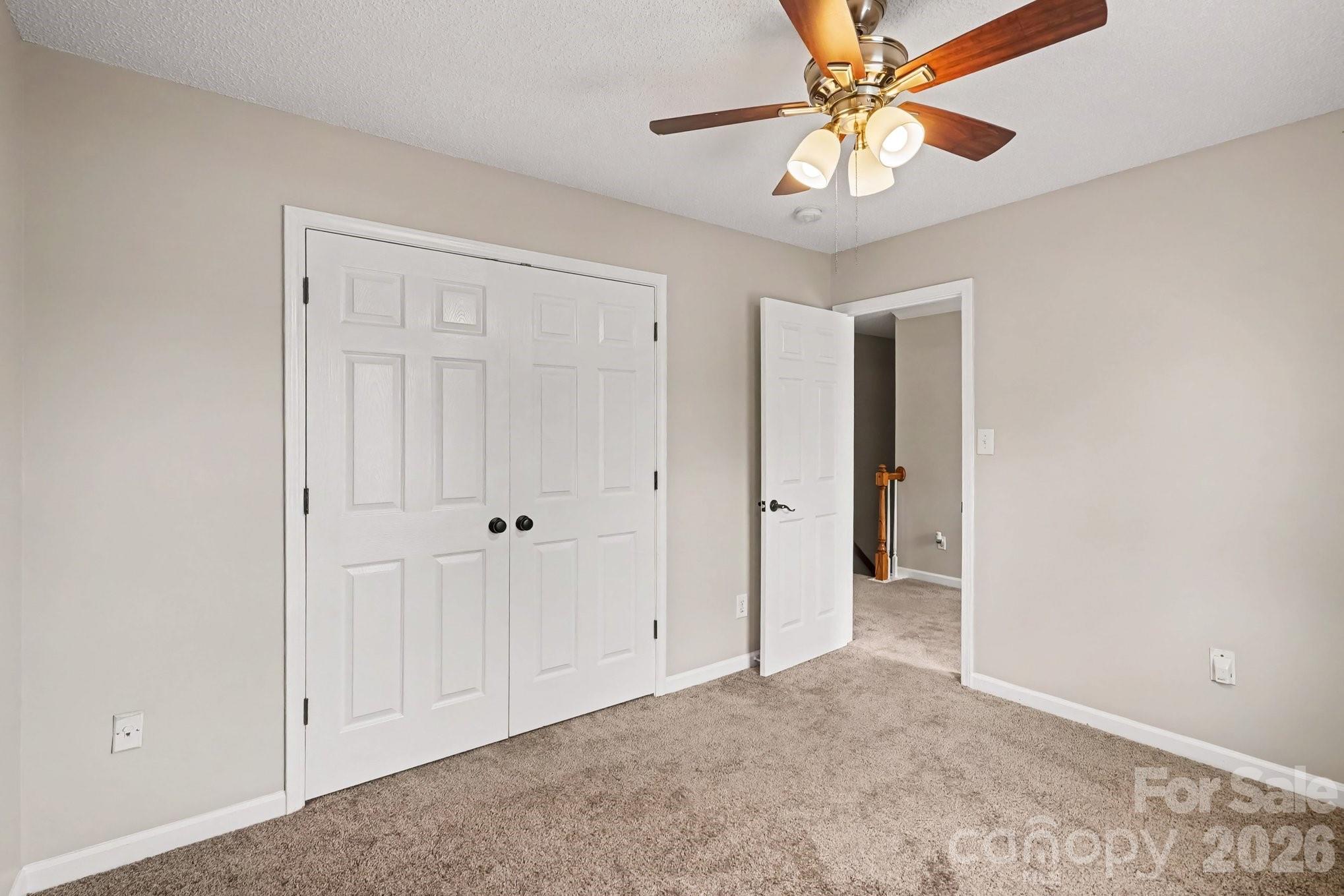 12616 Coral Sunrise Drive — Huntersville