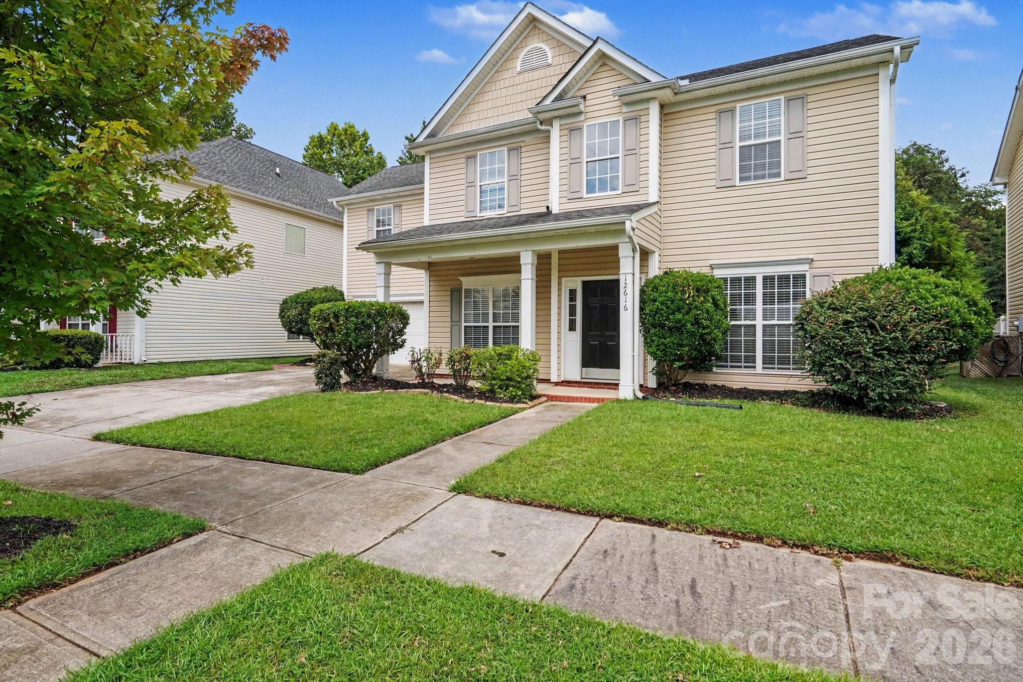 12616 Coral Sunrise Drive — Huntersville