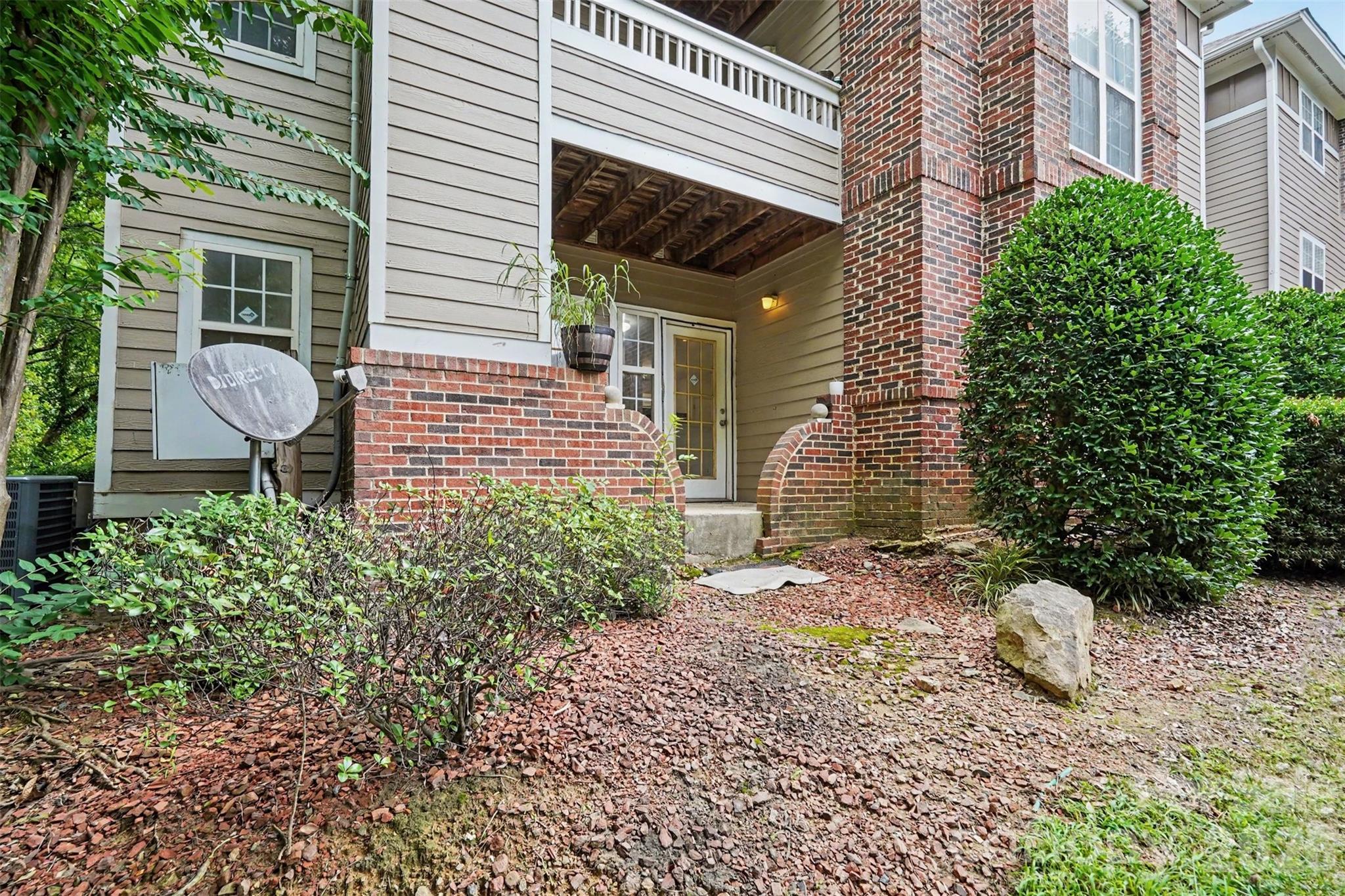 9849 Campus Walk Lane #D — Charlotte