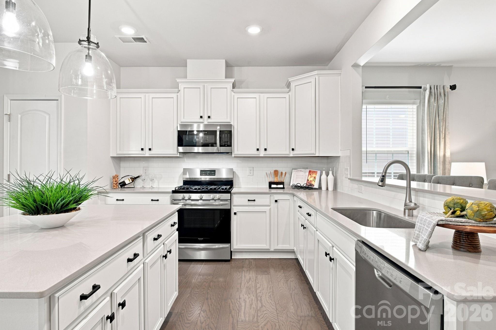 517 Cellini Place — Mount Holly