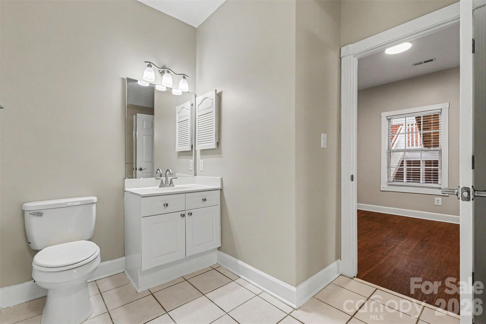 9041 Meadow Vista Road — Charlotte
