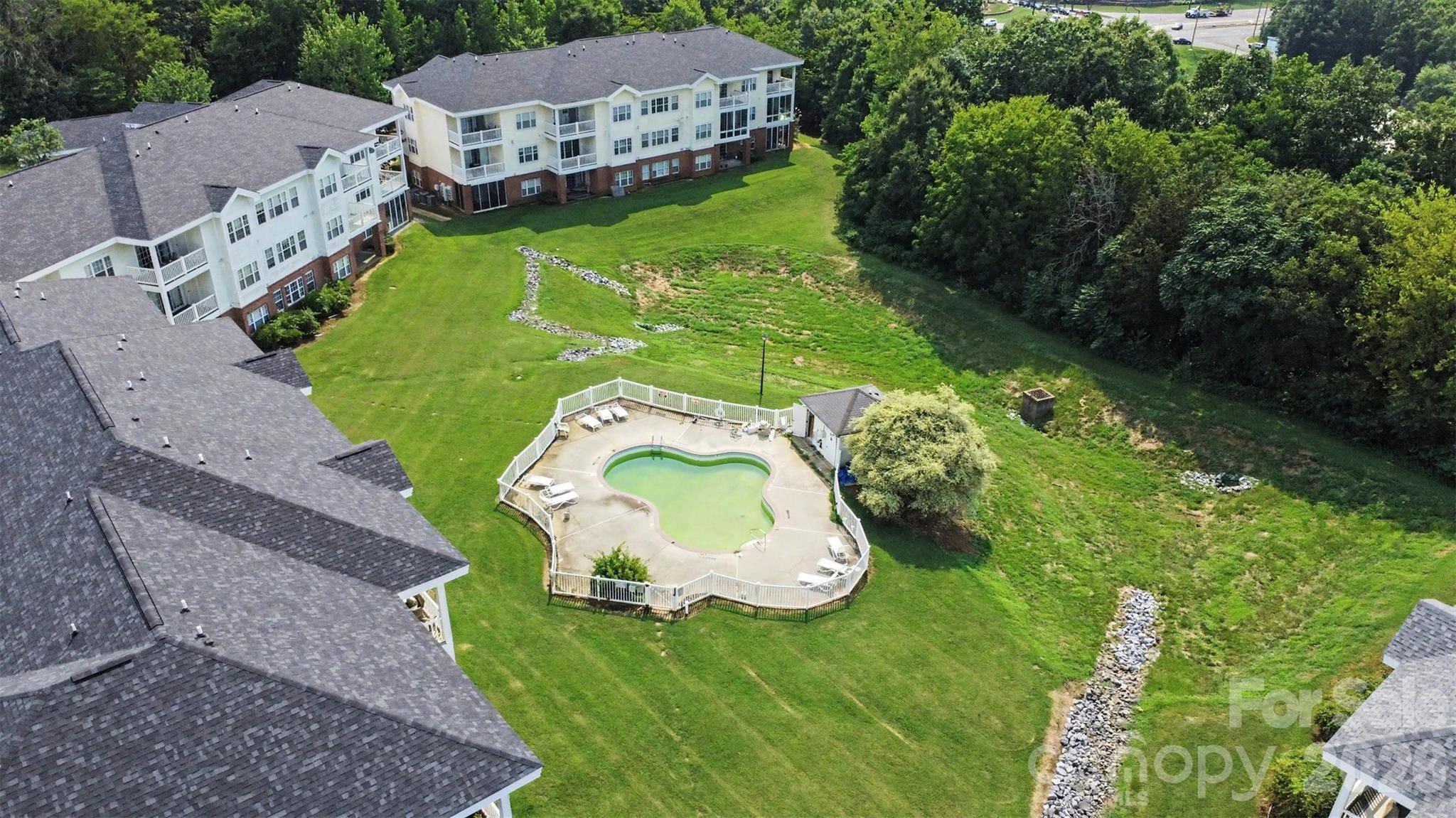9041 Meadow Vista Road — Charlotte