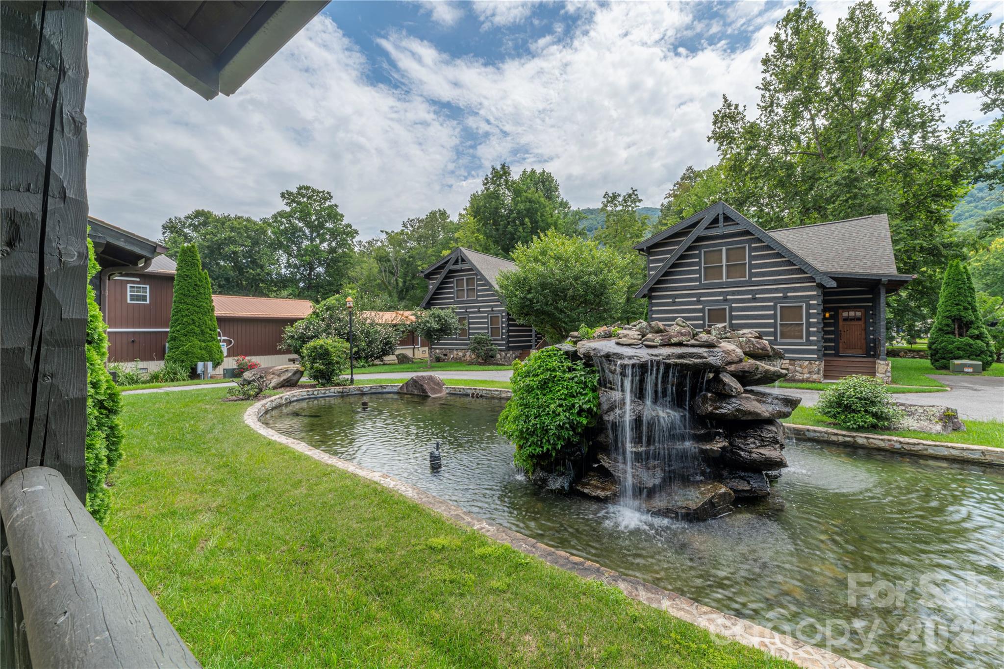 93 Rachels Circle — Maggie Valley