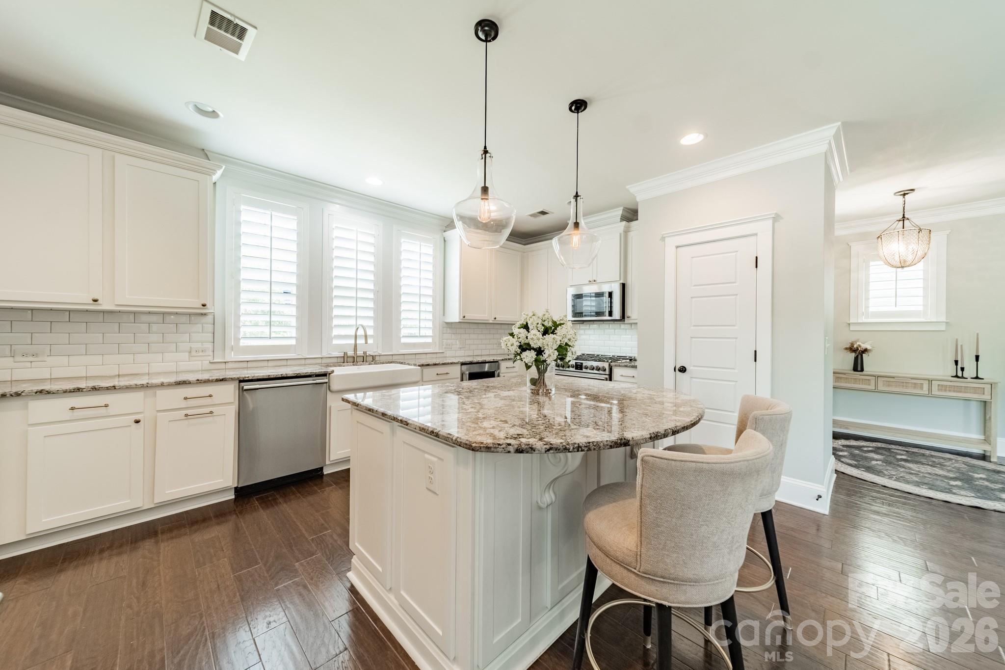 6061 Bountiful Street — Belmont