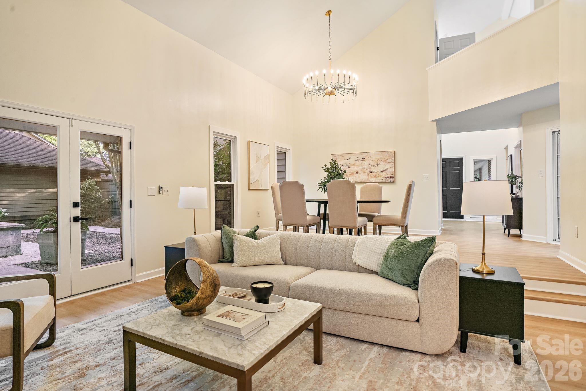 6301 Saddlebrook Court — Charlotte
