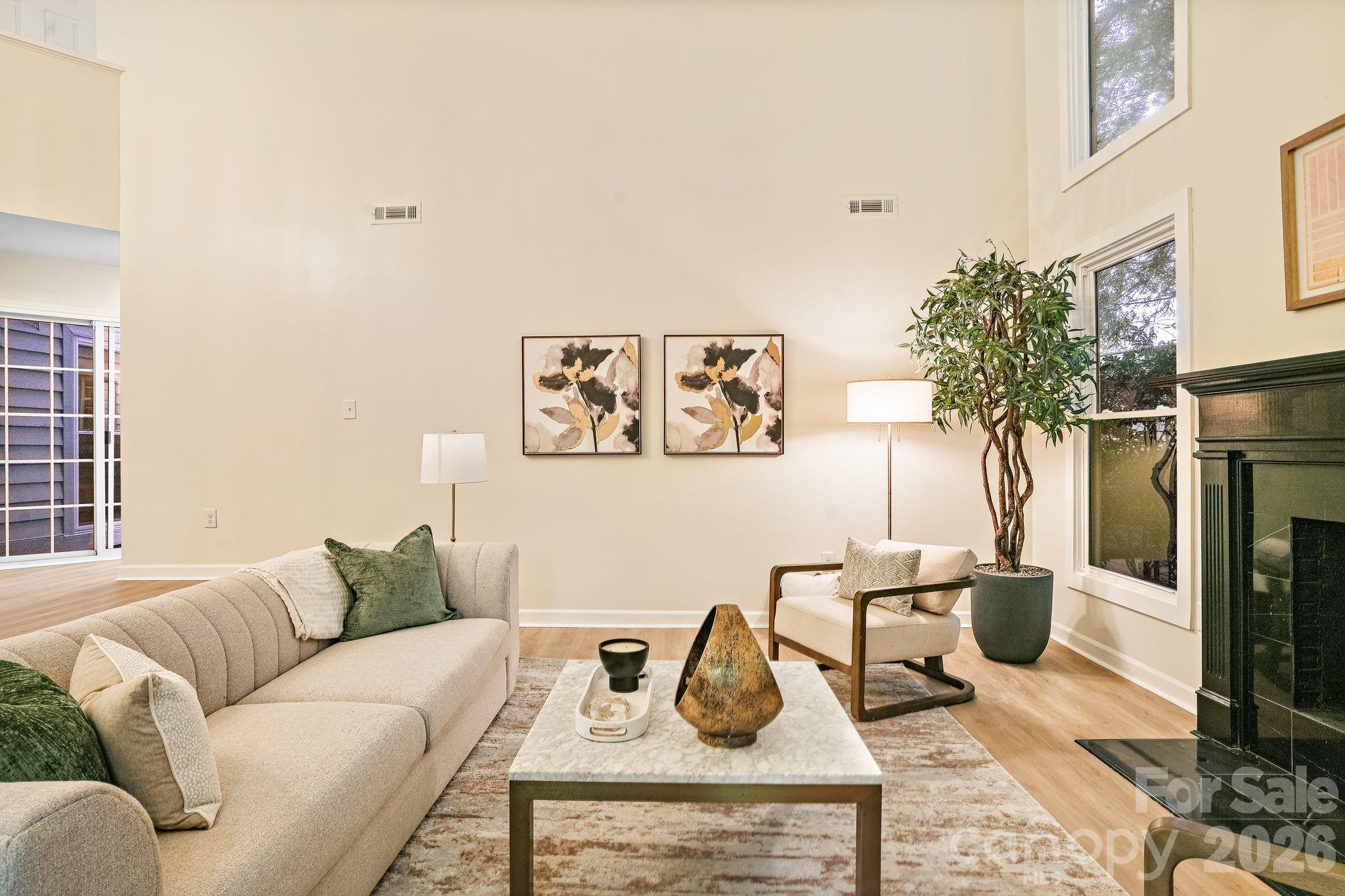 6301 Saddlebrook Court — Charlotte