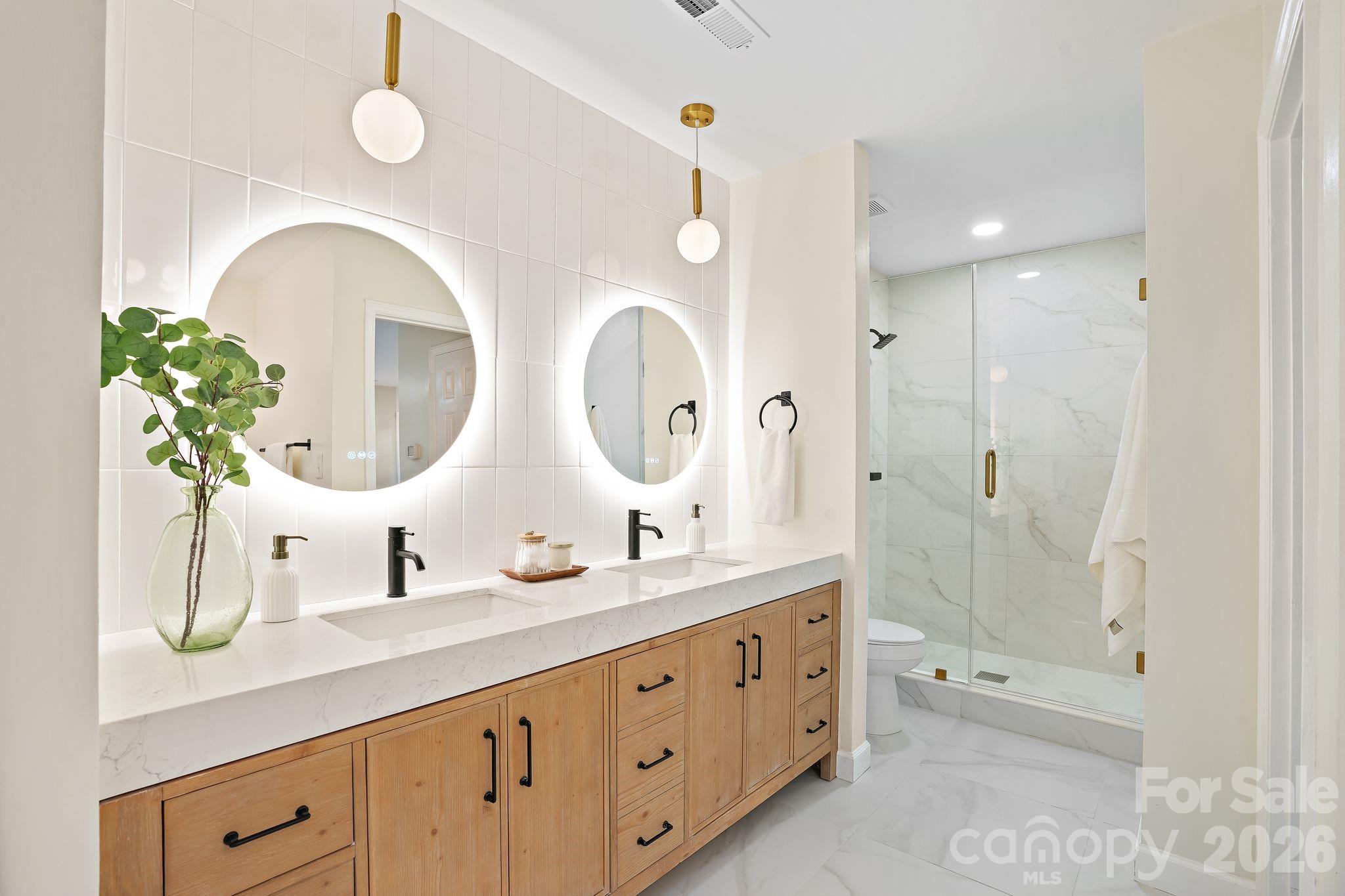 6301 Saddlebrook Court — Charlotte