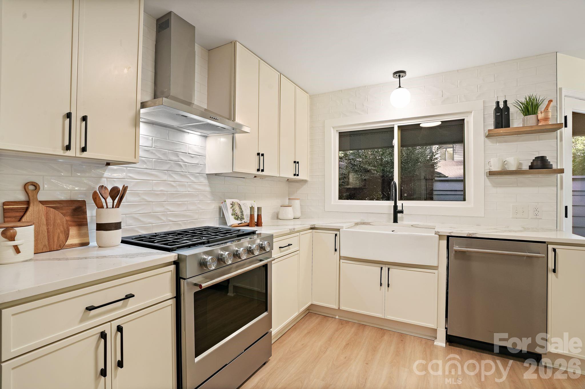 6301 Saddlebrook Court — Charlotte