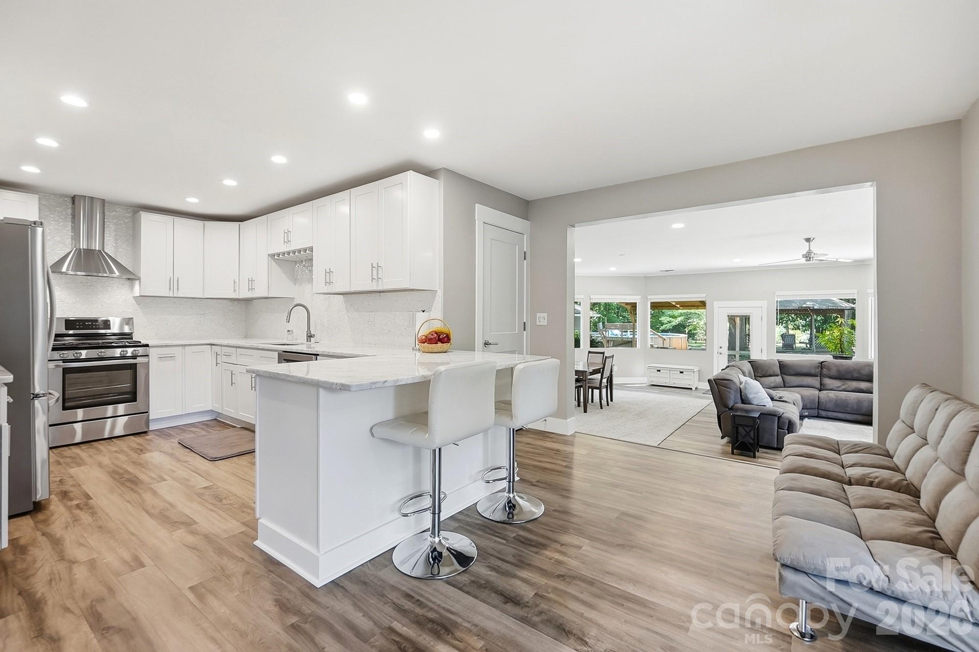 2125 Old Hickory Grove Road — Mount Holly