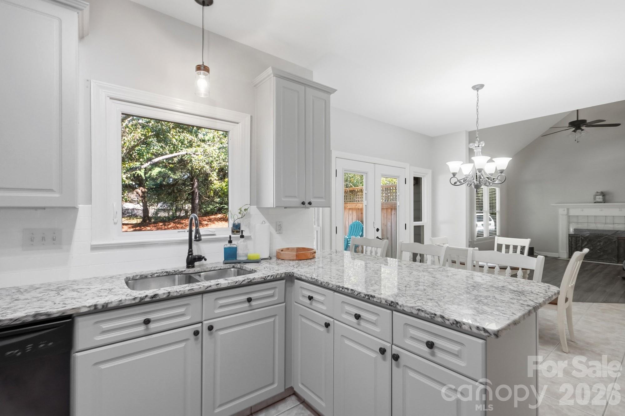 6912 Royce Court — Charlotte