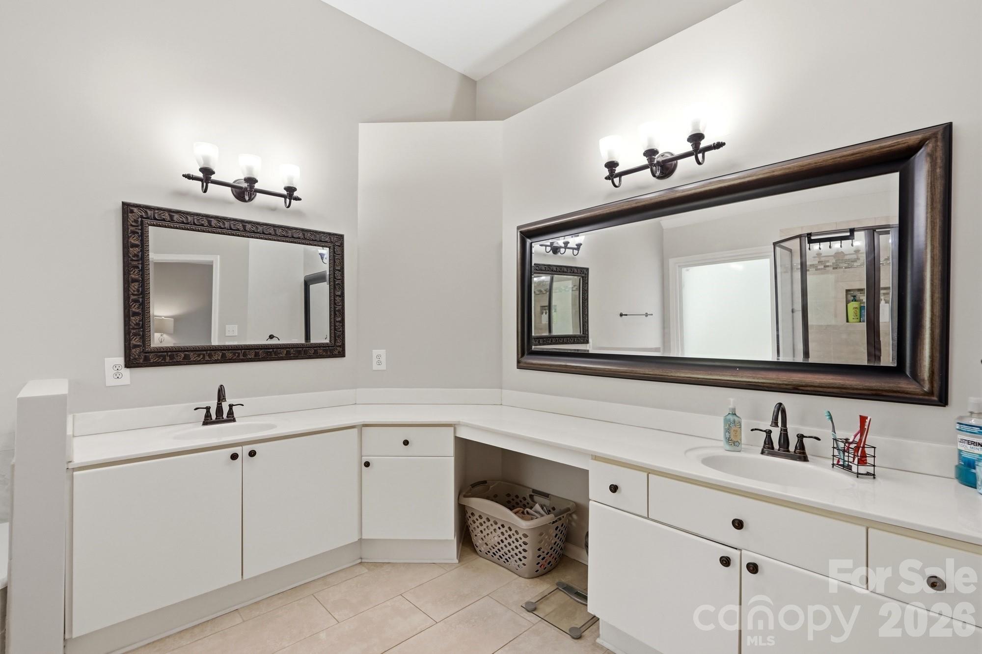 6912 Royce Court — Charlotte