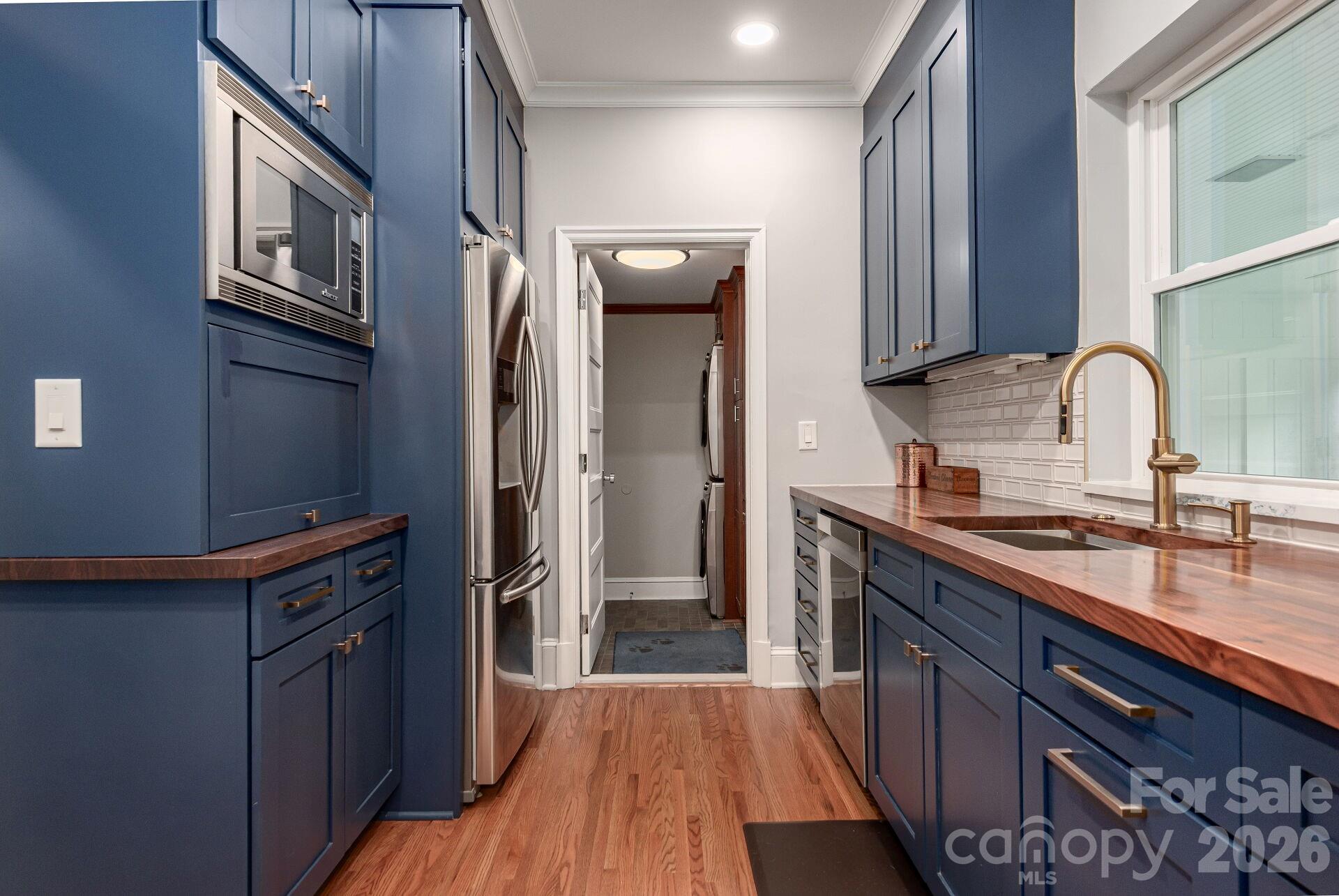1101 Belgrave Place — Charlotte