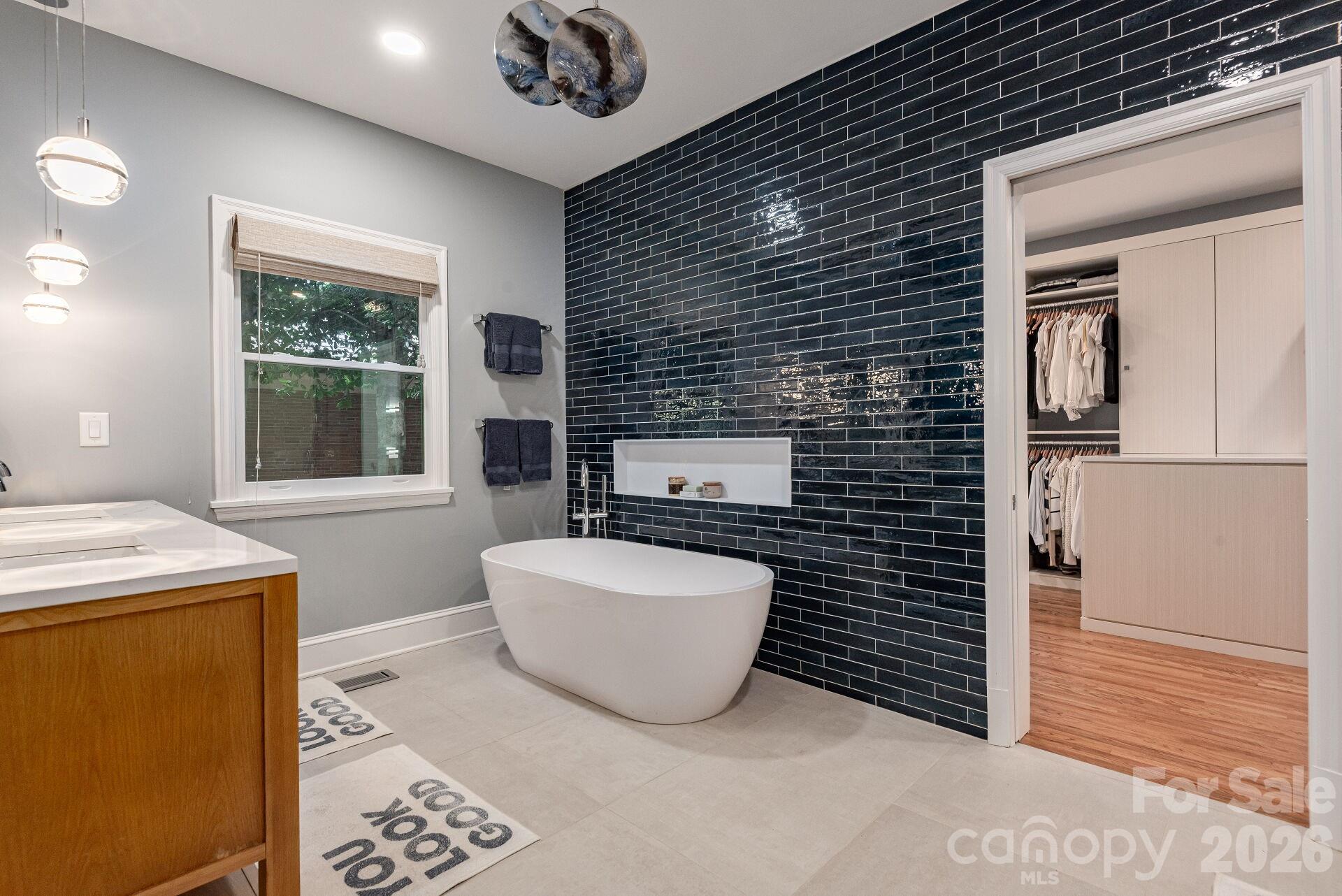 1101 Belgrave Place — Charlotte