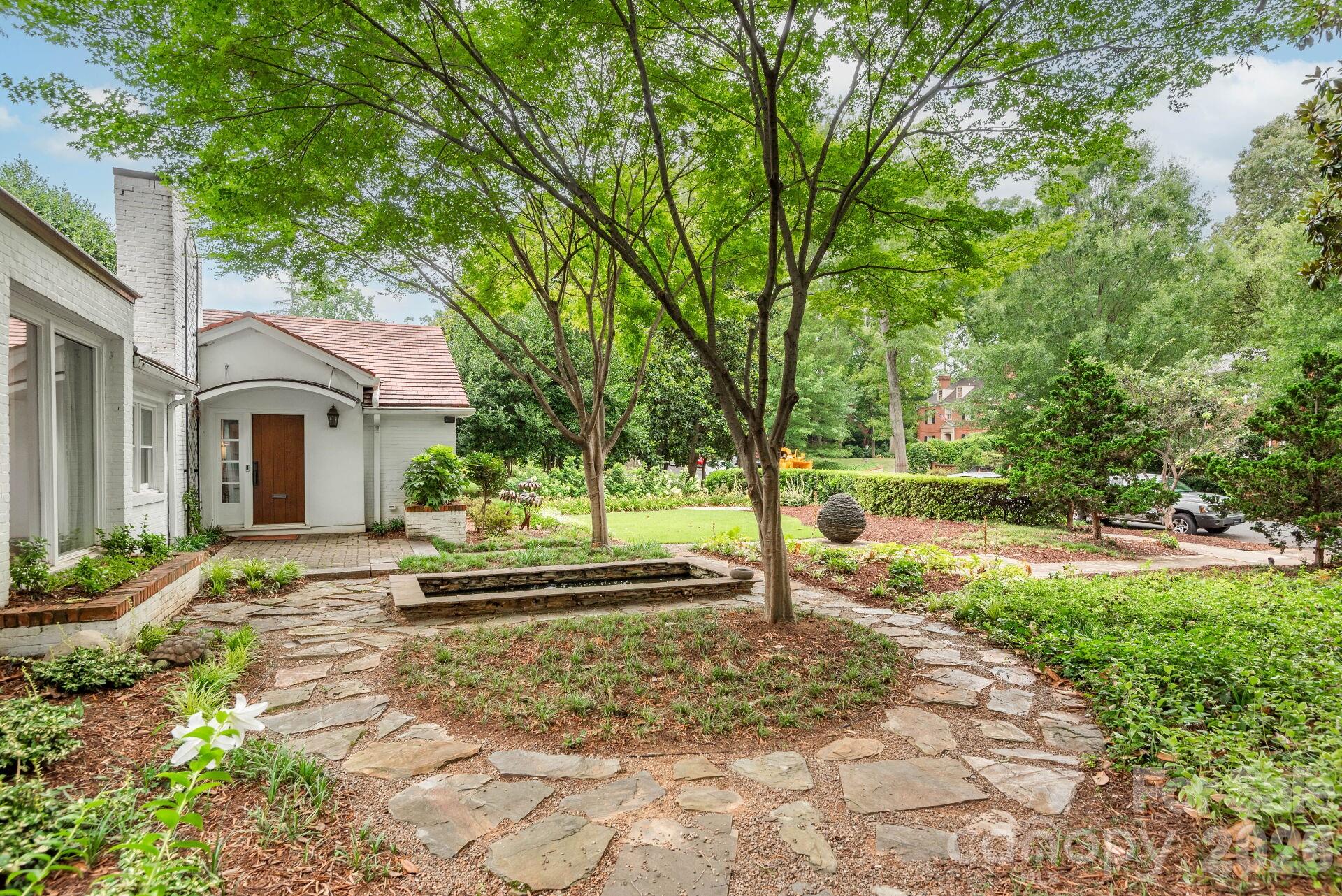 1101 Belgrave Place — Charlotte