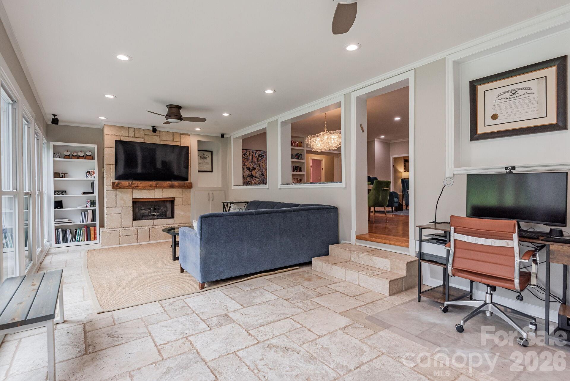 1101 Belgrave Place — Charlotte