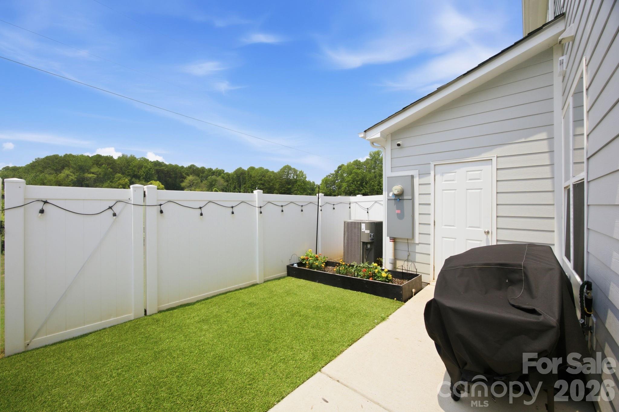 1101 Johns Walk Way — Belmont