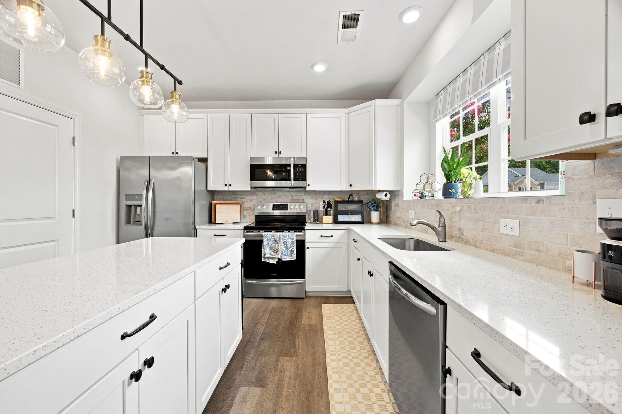 1101 Johns Walk Way — Belmont