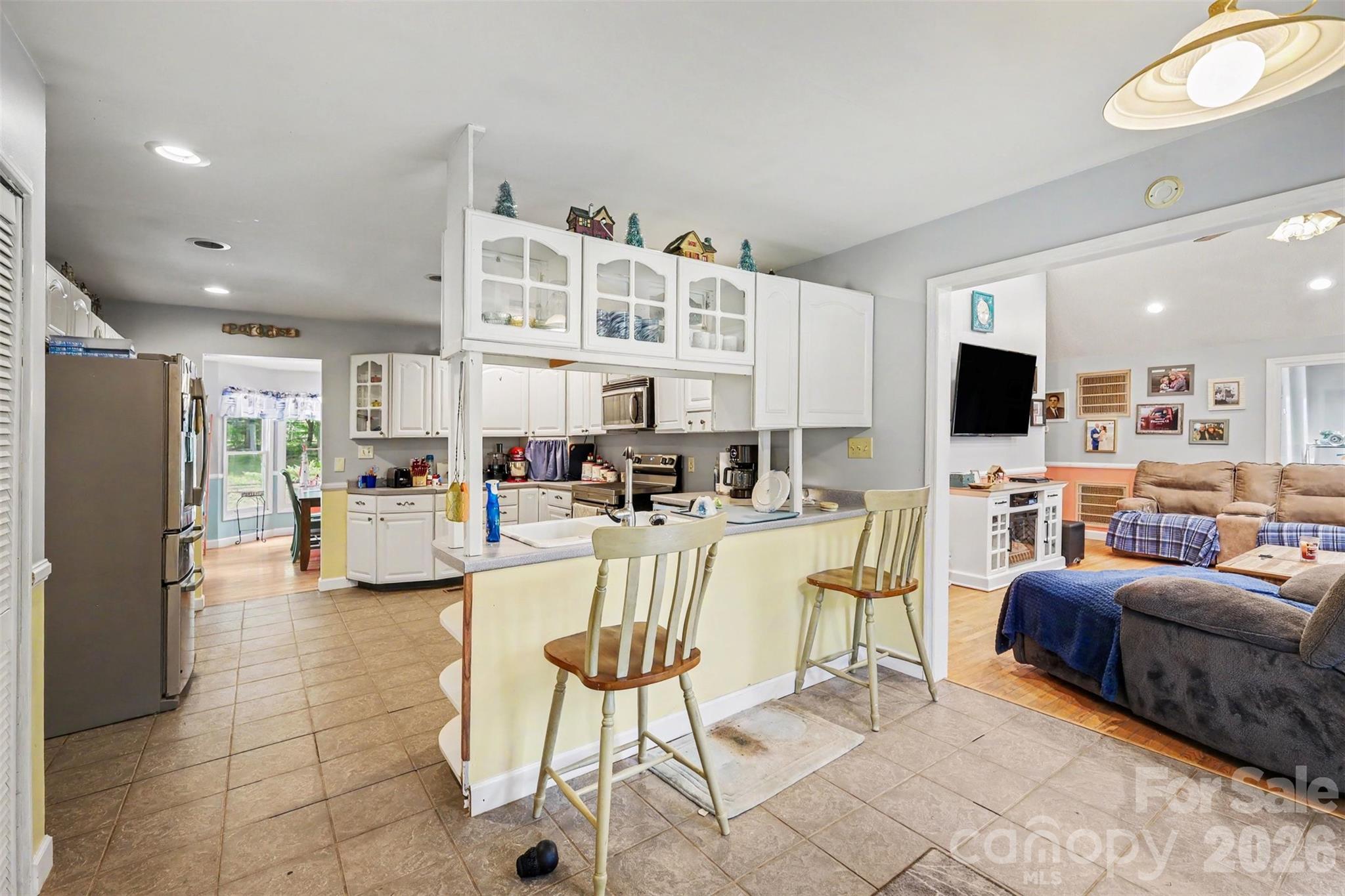 433 Foster Lake Road — Blacksburg
