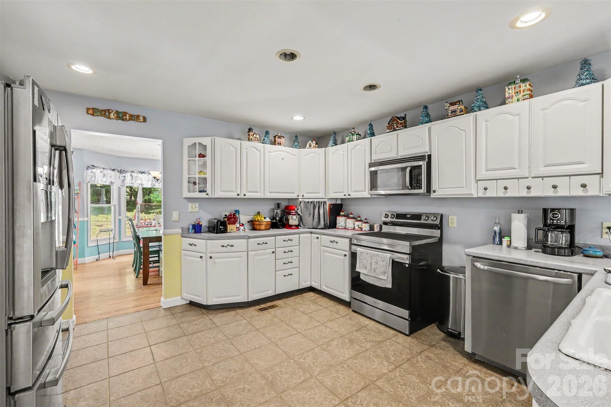 433 Foster Lake Road — Blacksburg