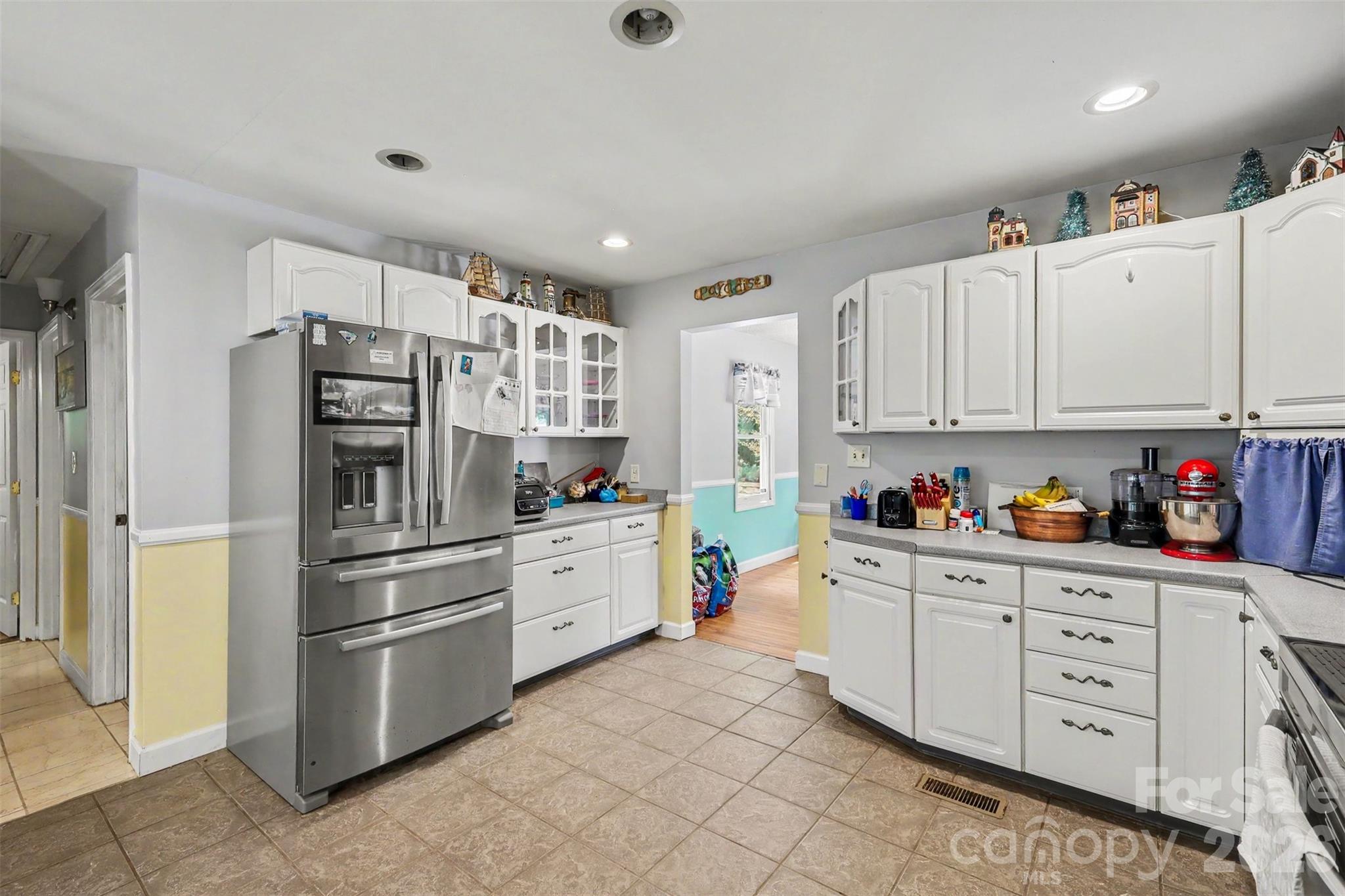 433 Foster Lake Road — Blacksburg