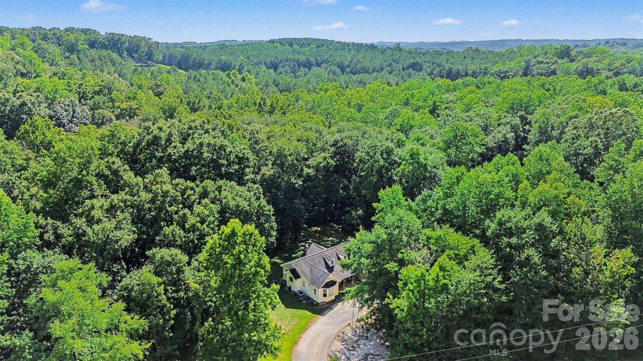 433 Foster Lake Road — Blacksburg