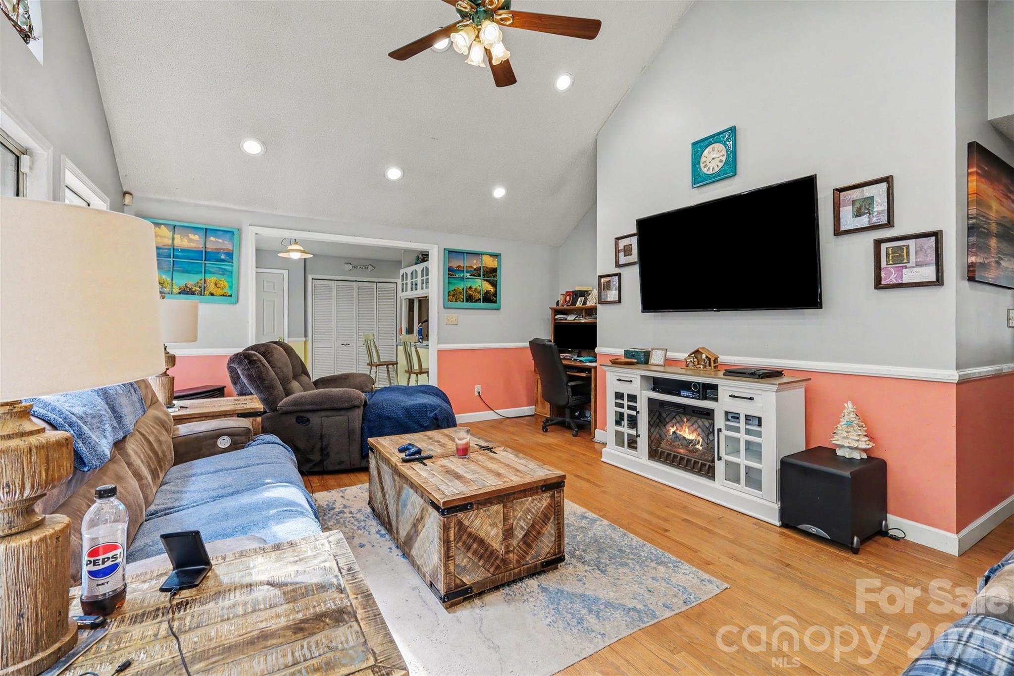 433 Foster Lake Road — Blacksburg