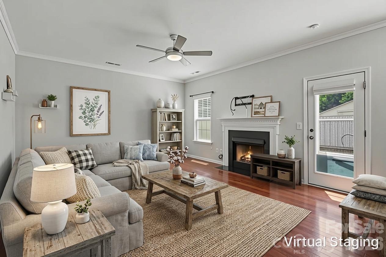 5813 Parkstone Drive — Matthews