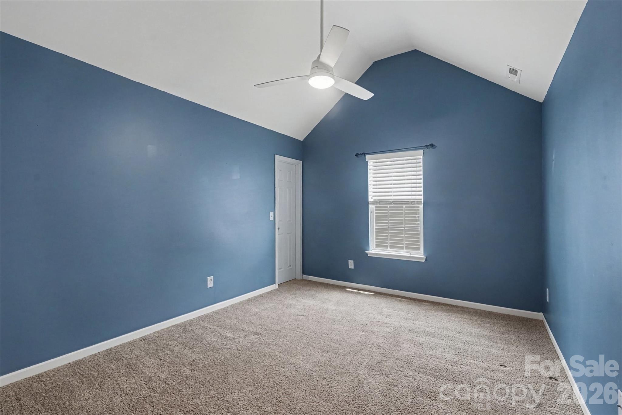 5813 Parkstone Drive — Matthews