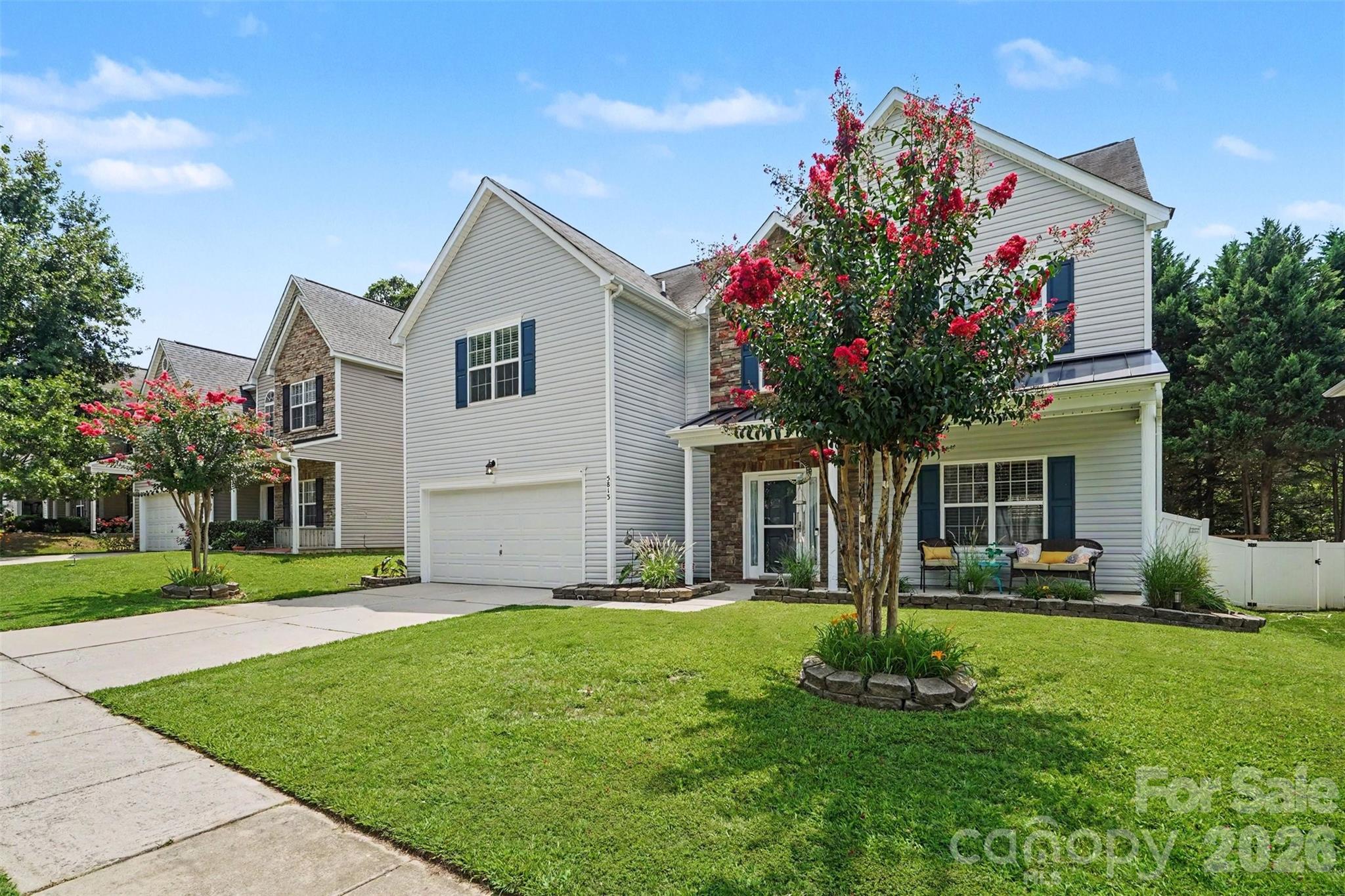 5813 Parkstone Drive — Matthews