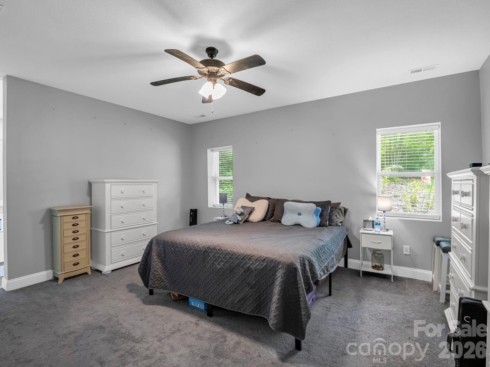16 Starlight Drive — Black Mountain