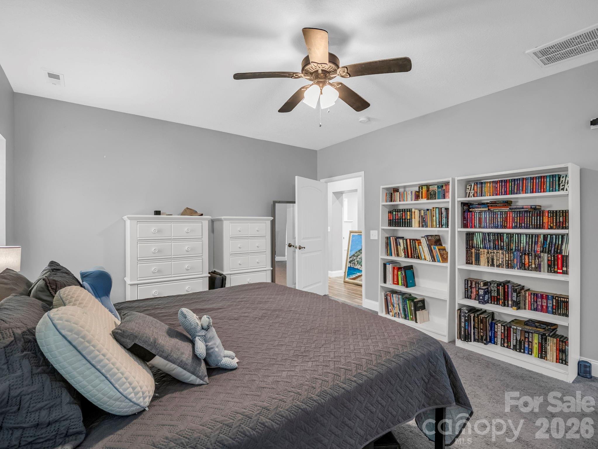 16 Starlight Drive — Black Mountain