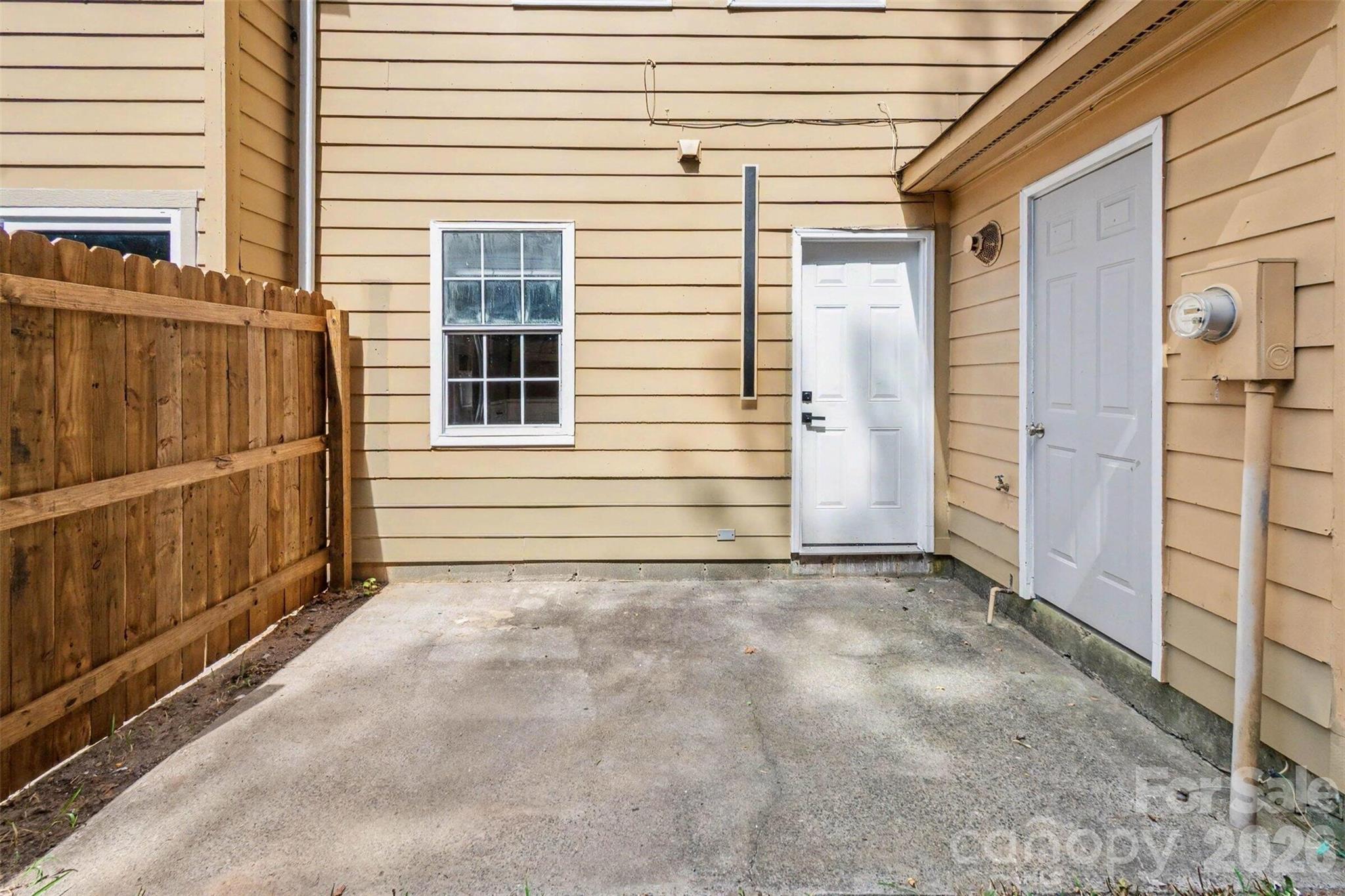 3959 Briarhill Drive — Charlotte