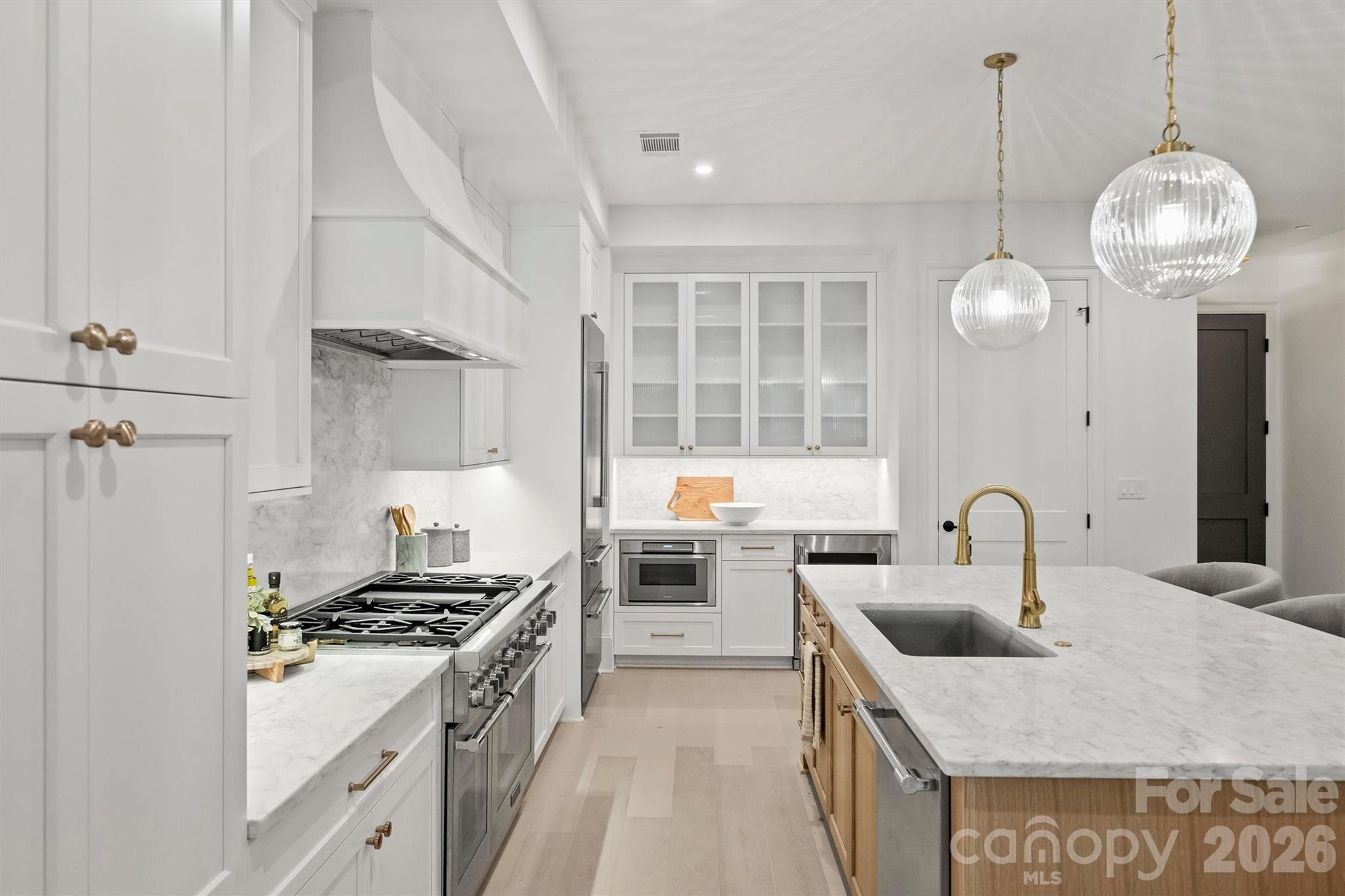409 Queens Road #204 — Charlotte
