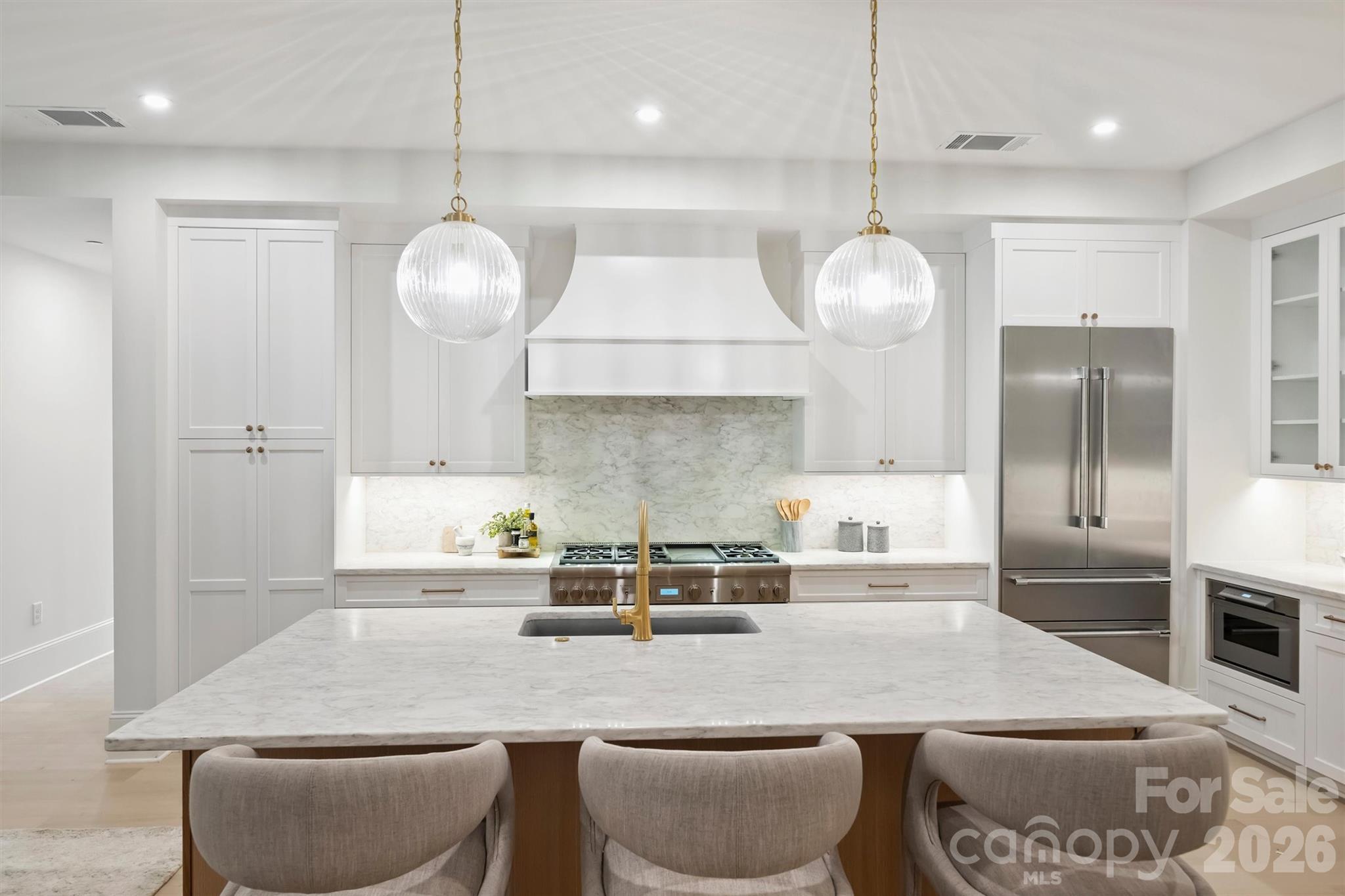 409 Queens Road #204 — Charlotte