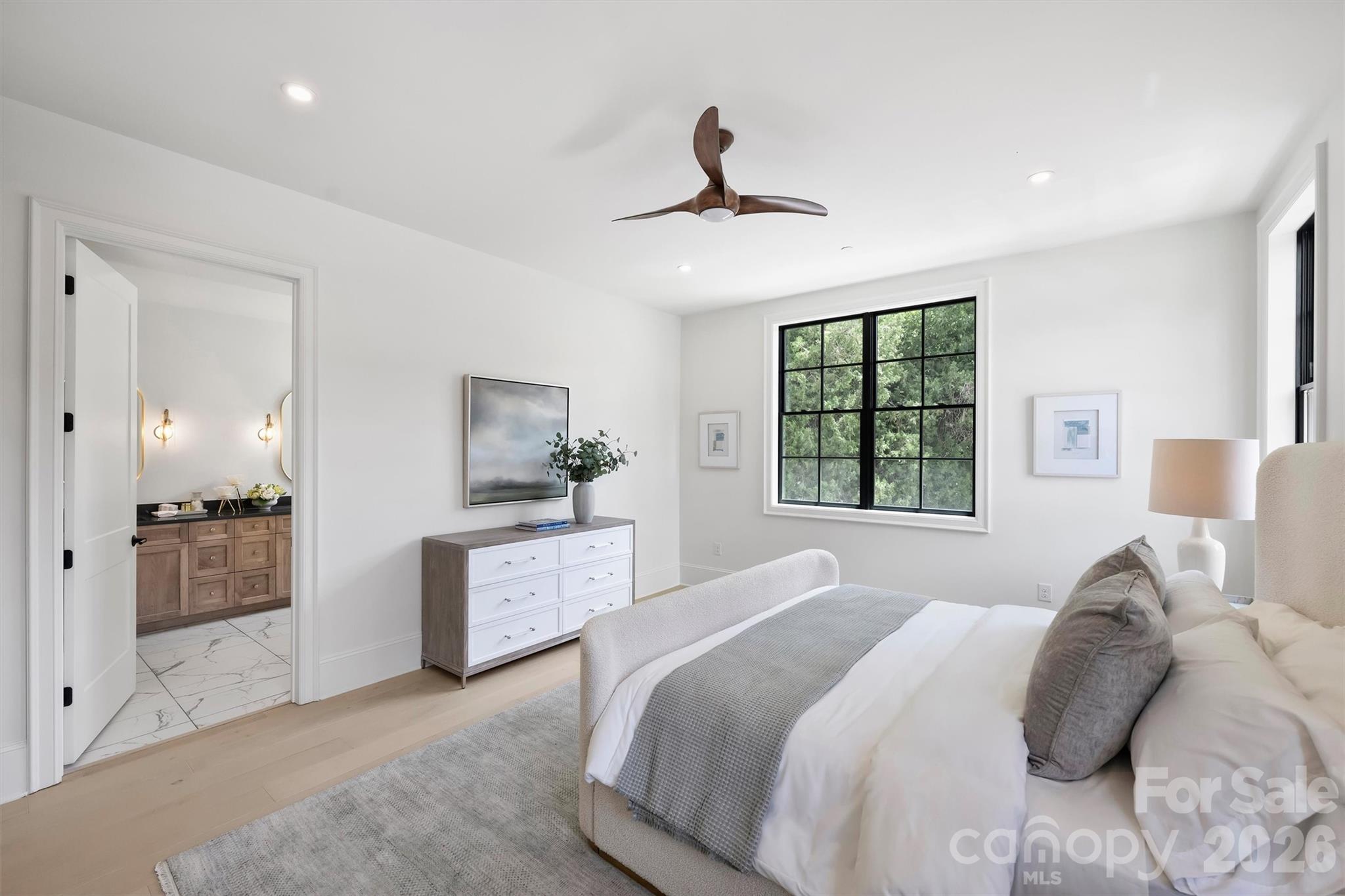 409 Queens Road #204 — Charlotte