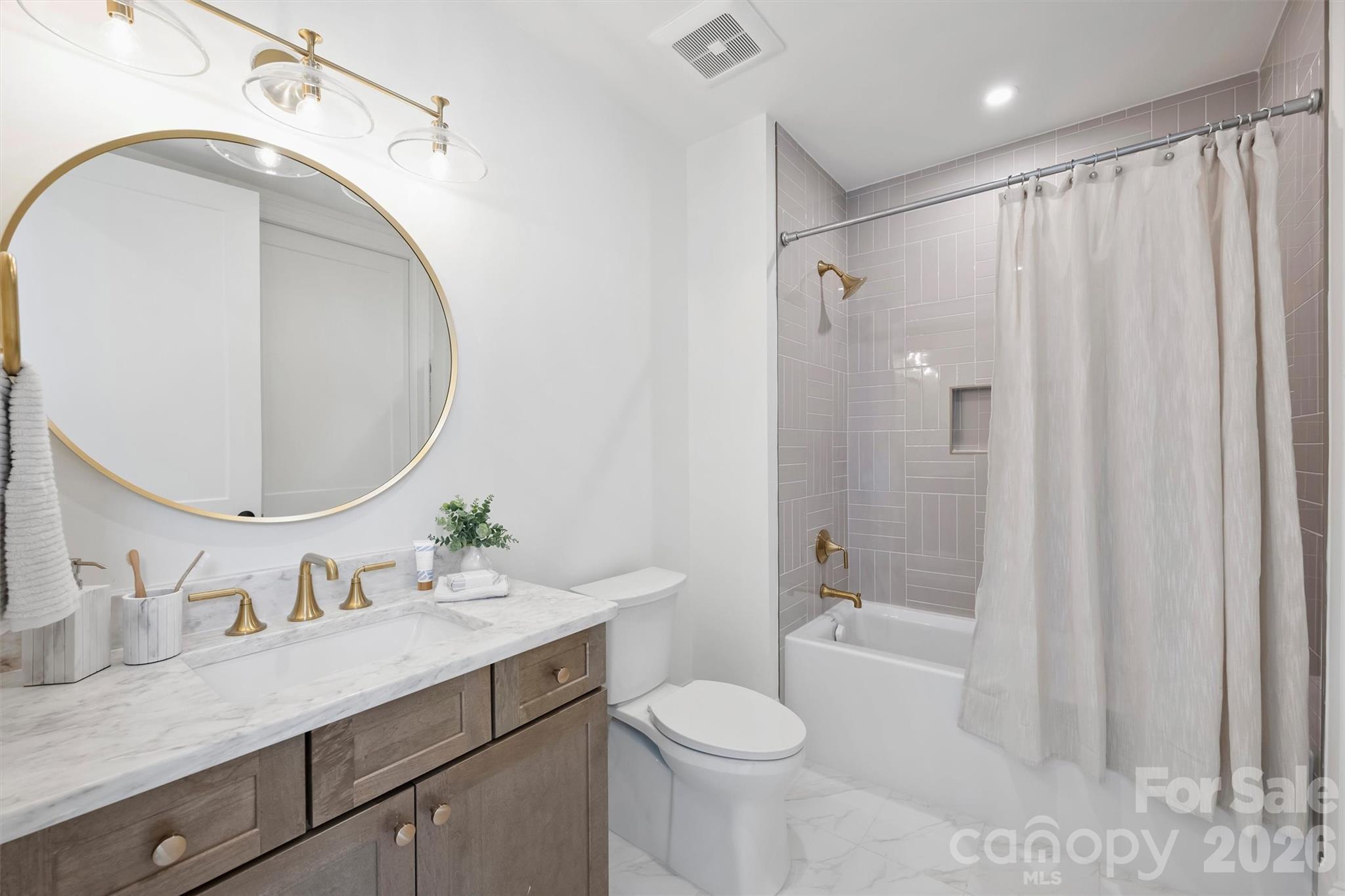 409 Queens Road #204 — Charlotte