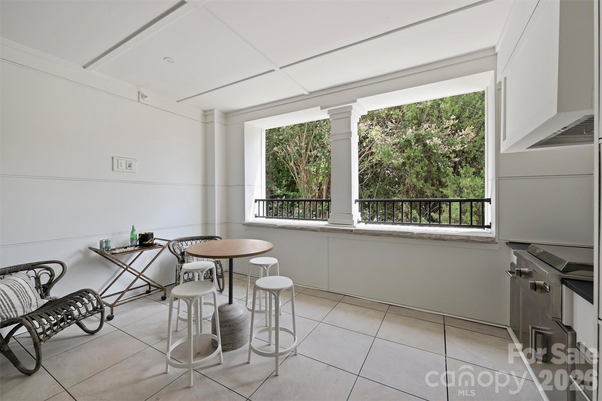 409 Queens Road #204 — Charlotte