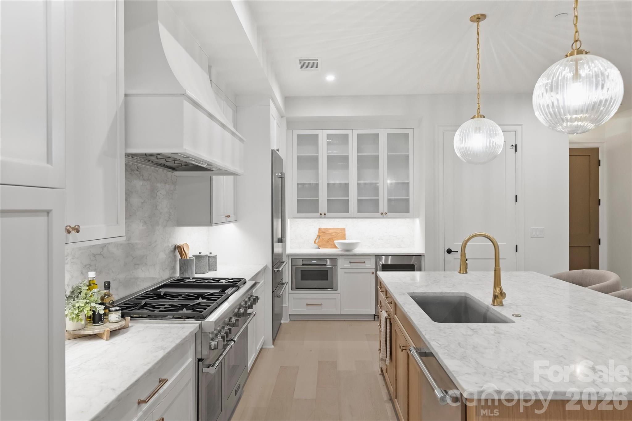 409 Queens Road #204 — Charlotte